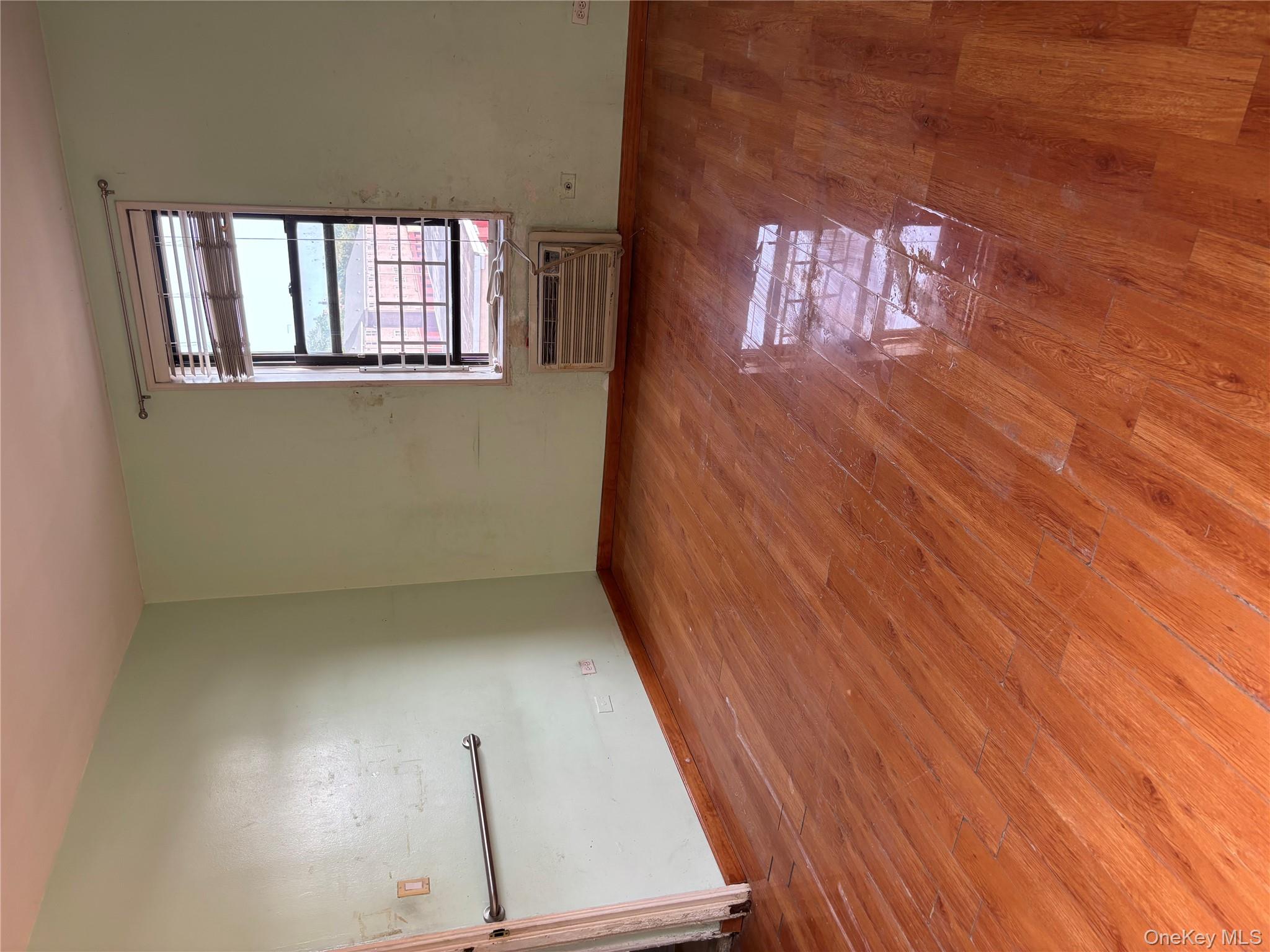 15272 Melbourne Avenue # 1B, Flushing, NY 11367