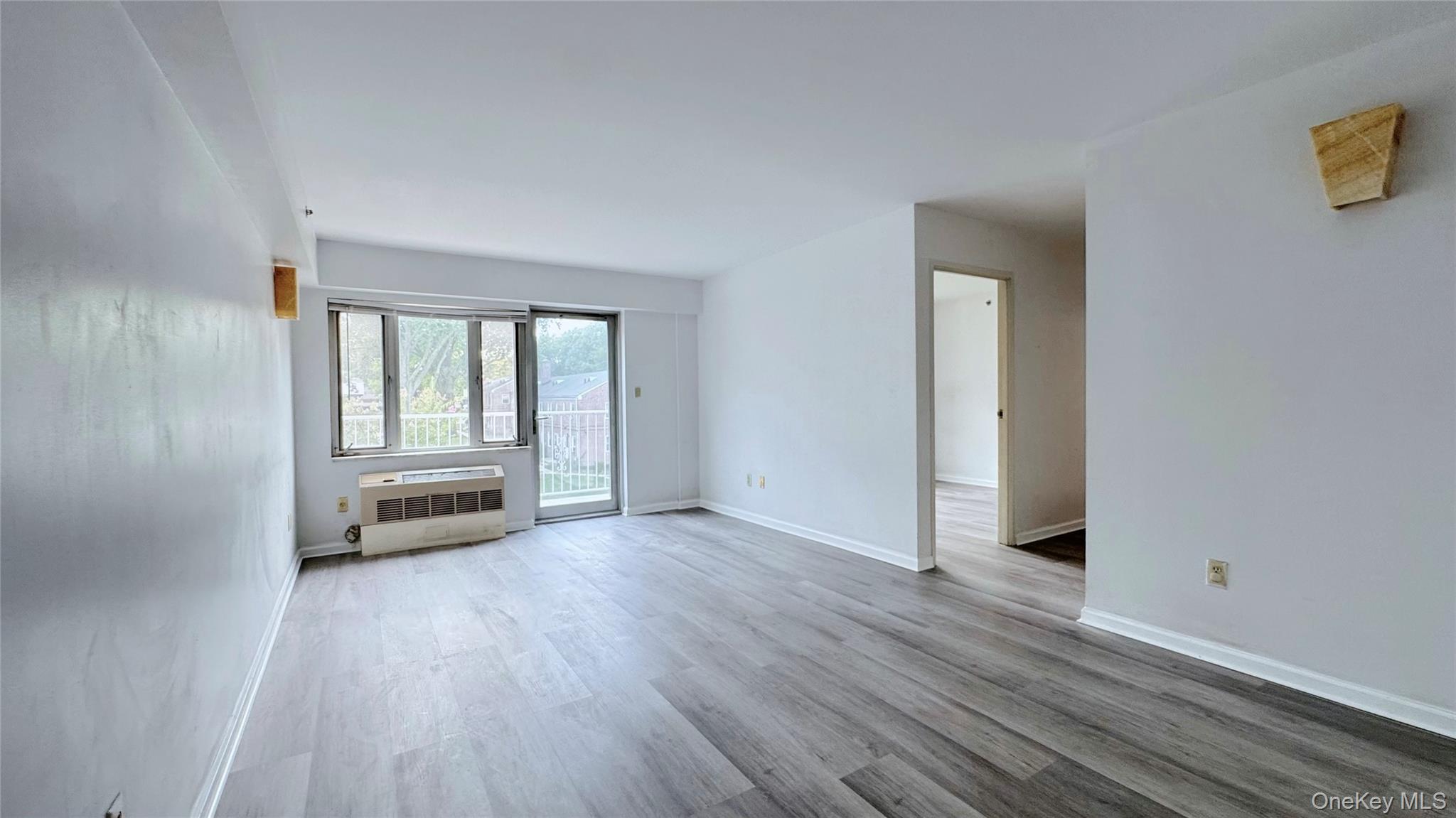 64-34 Grand Central Parkway # 3D, Forest Hills, NY 11375