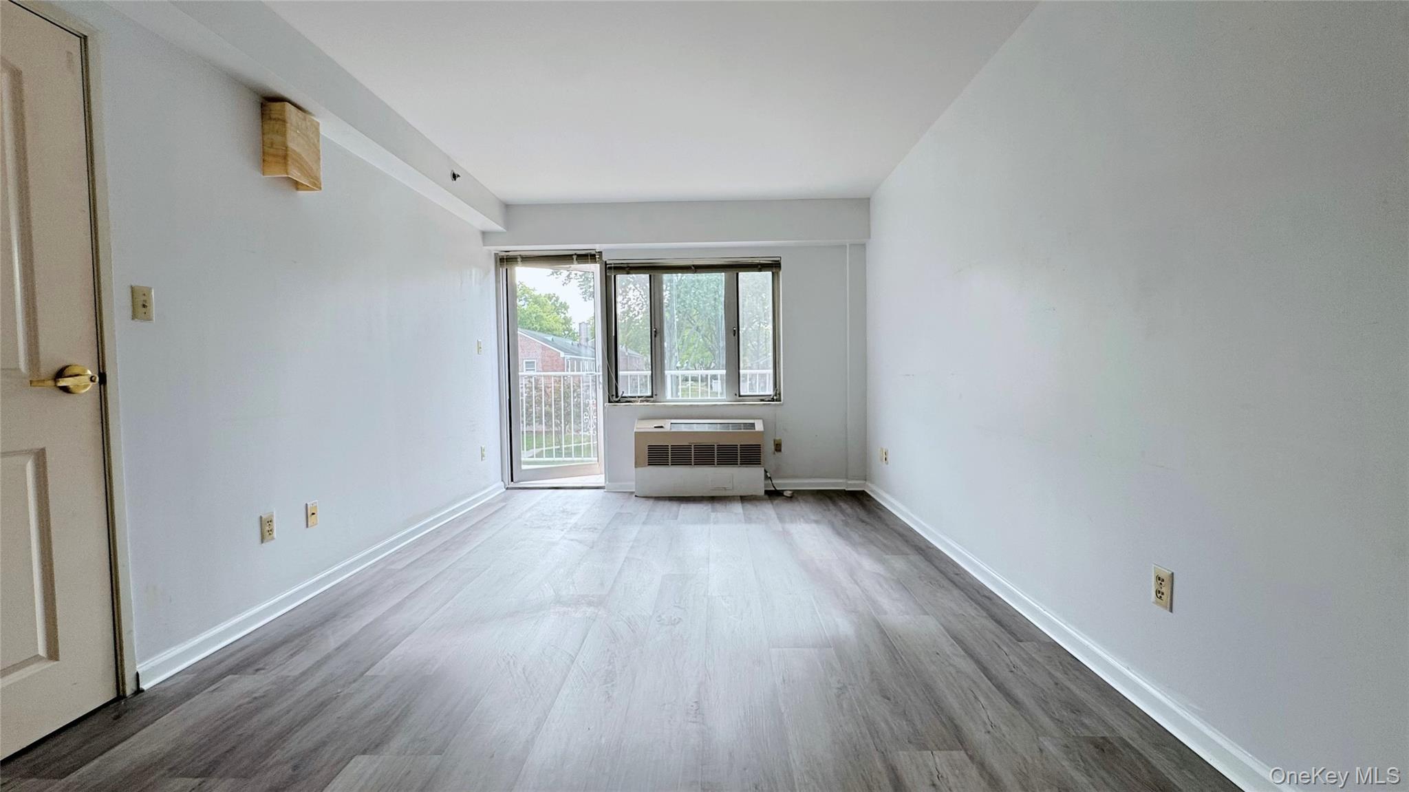 64-34 Grand Central Parkway # 3D, Forest Hills, NY 11375