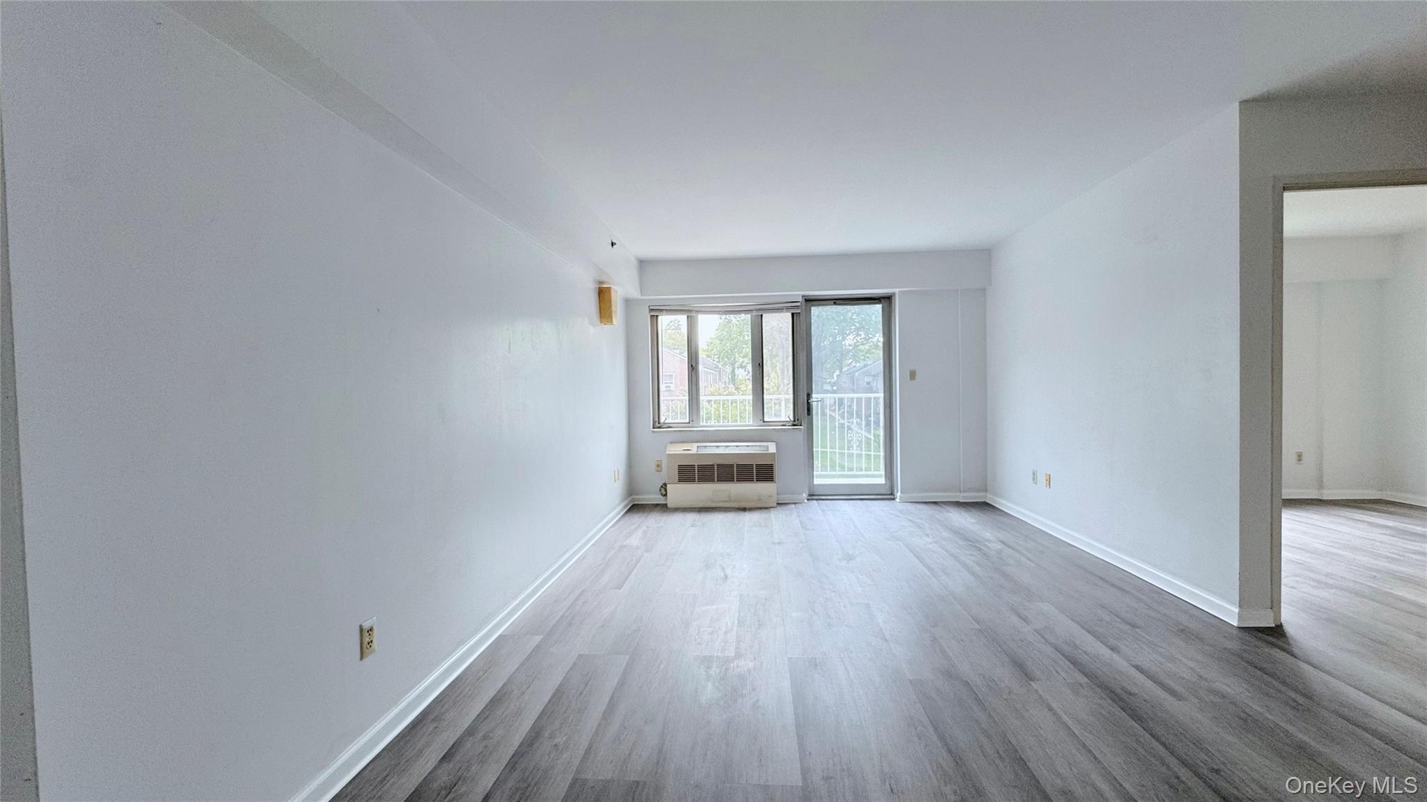 64-34 Grand Central Parkway # 3D, Forest Hills, NY 11375