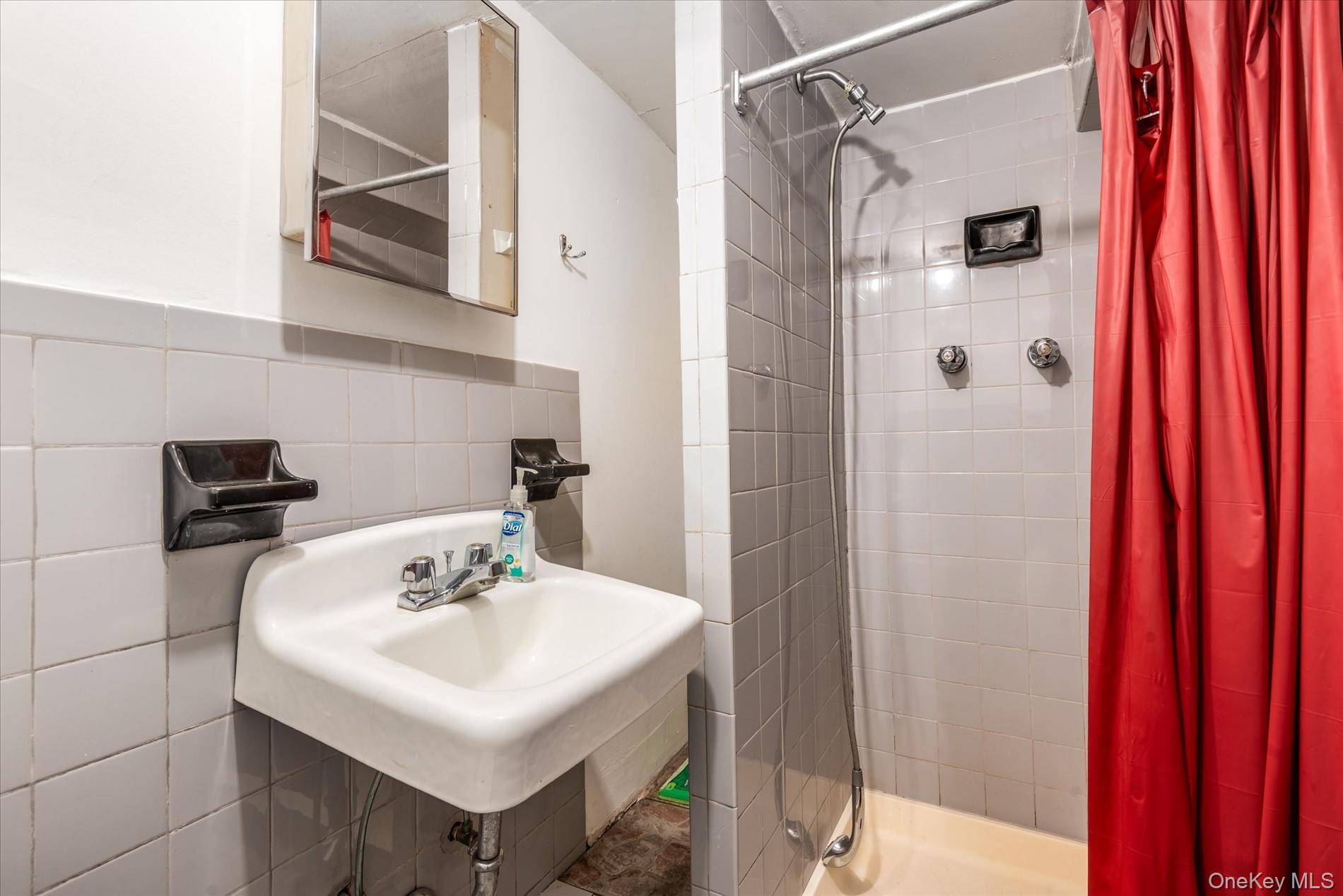 26-19 14th Place, Astoria, NY 11102