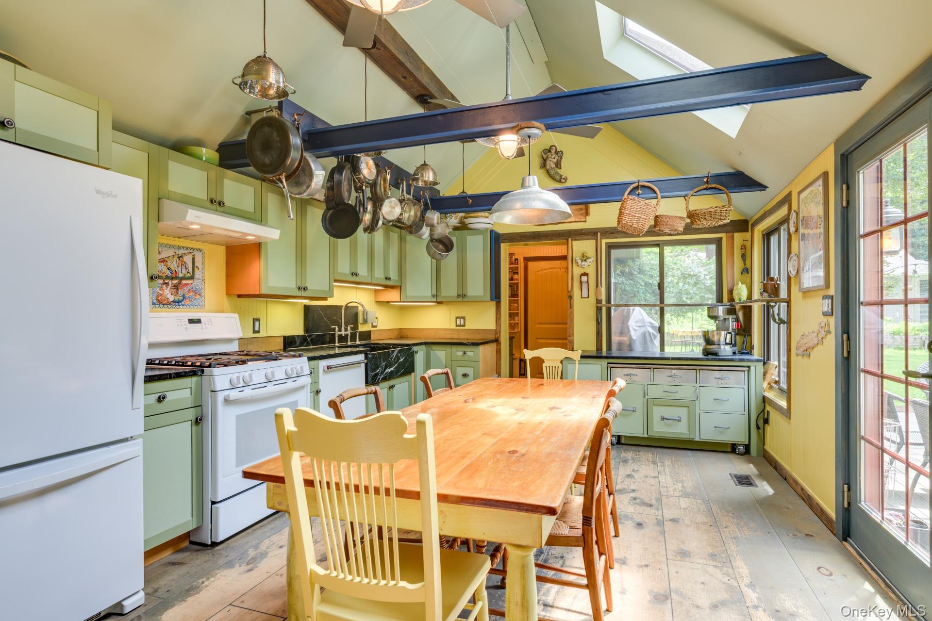 153 Ponquogue Avenue, Hampton Bays, NY 11946