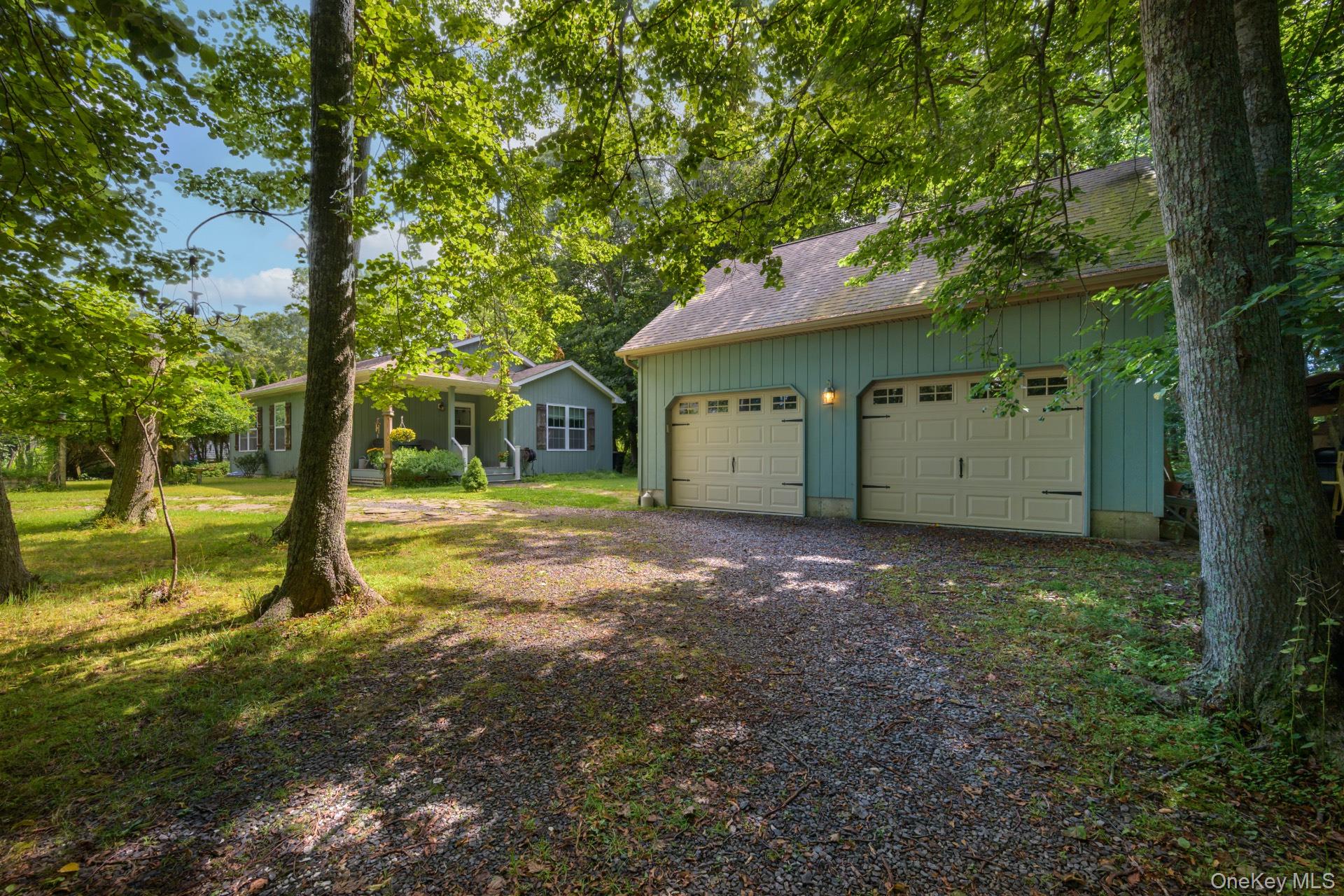 153 Ponquogue Avenue, Hampton Bays, NY 11946