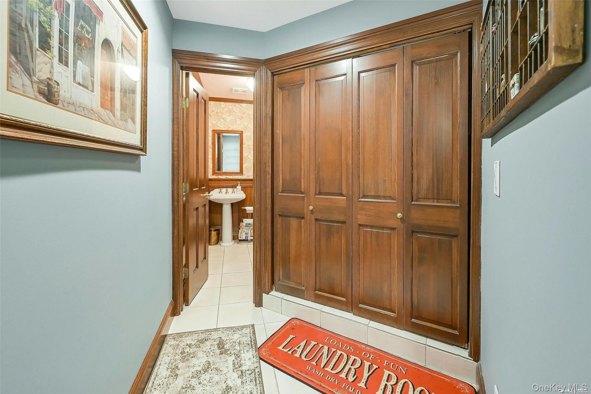 3 Crescent Court # 3, Centerport, NY 11721