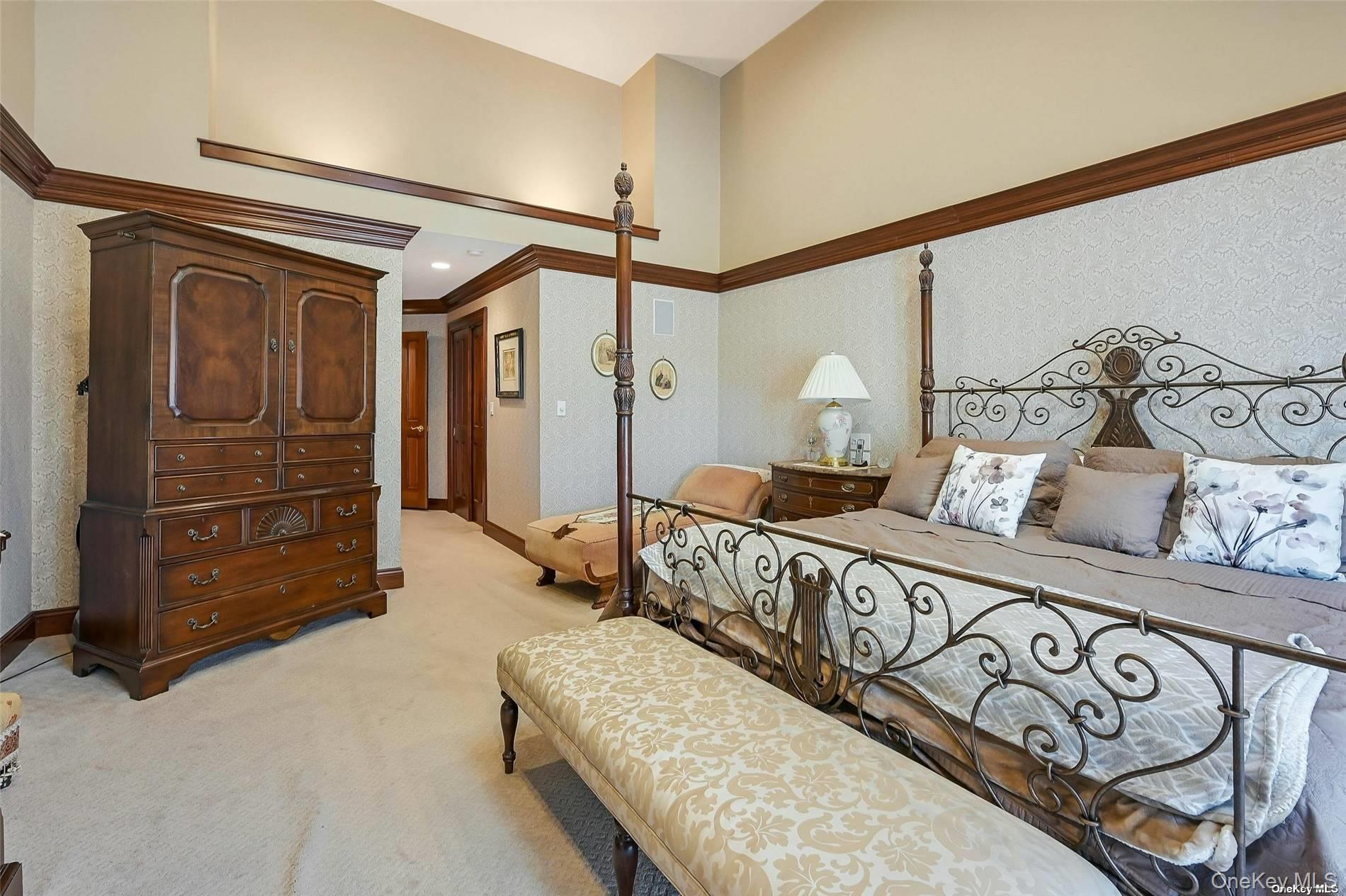 3 Crescent Court # 3, Centerport, NY 11721