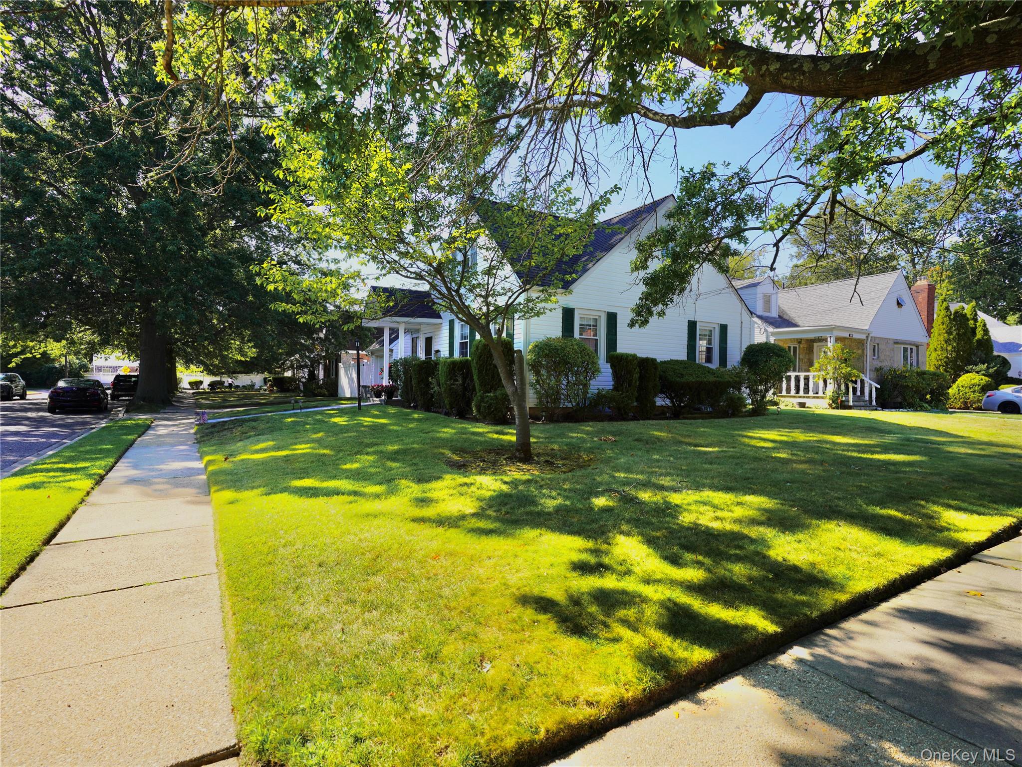 495 Emerson Avenue, Baldwin, NY 11510