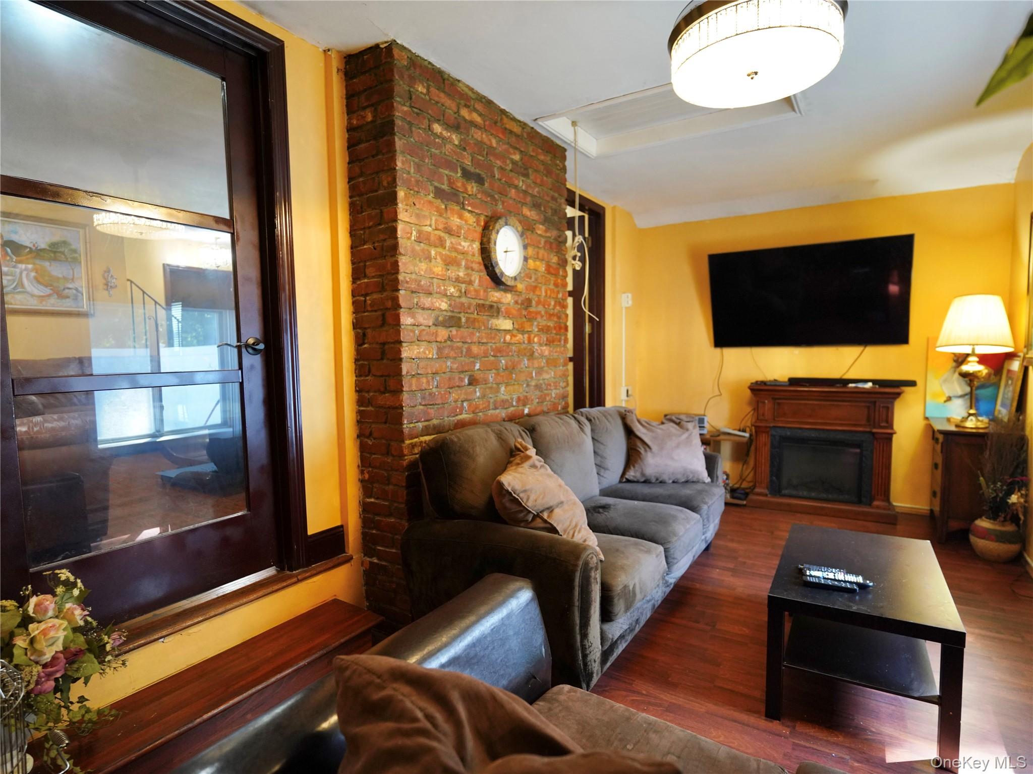 495 Emerson Avenue, Baldwin, NY 11510