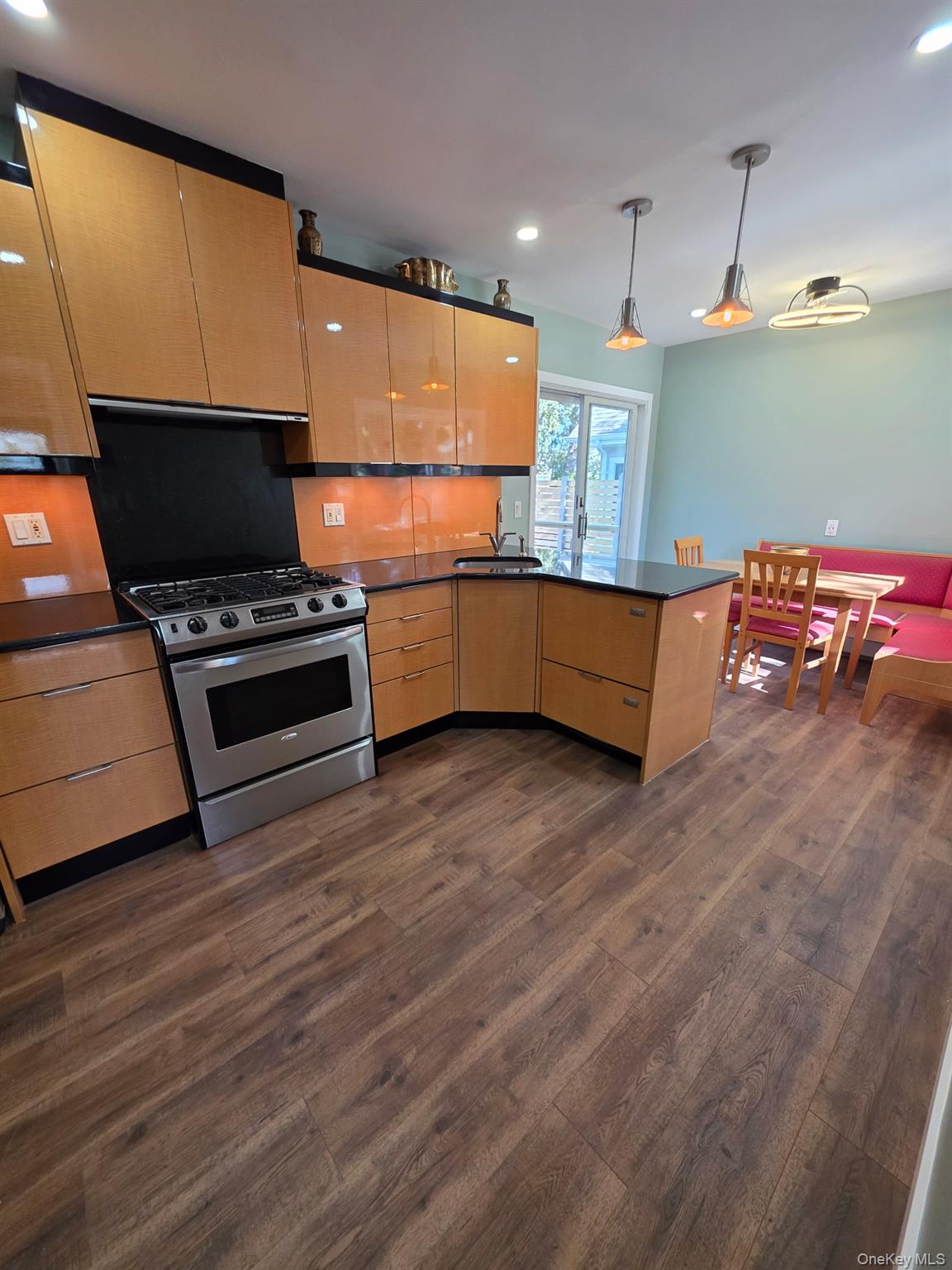 2711 W Alder Road, Bellmore, NY 11710