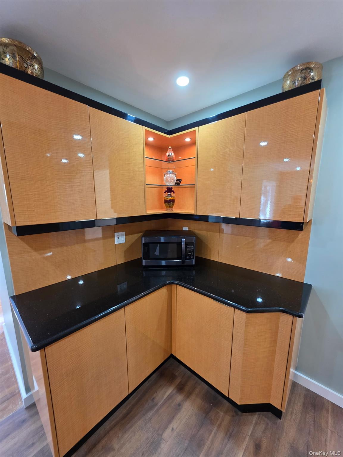 2711 W Alder Road, Bellmore, NY 11710