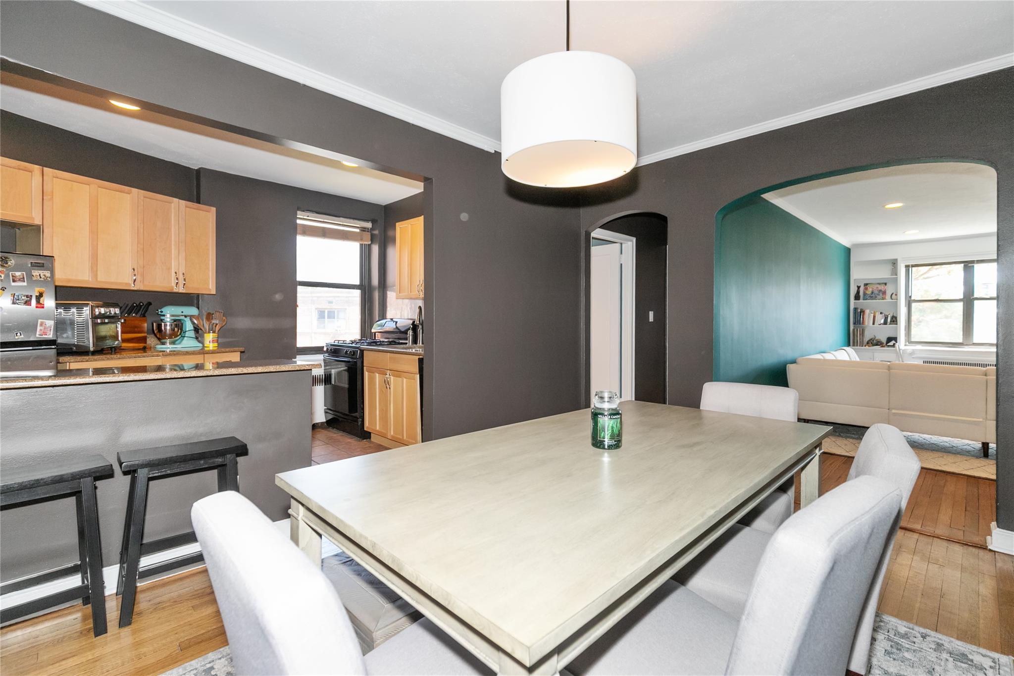 4 Townhouse Place # 3H, Great Neck, NY 11021