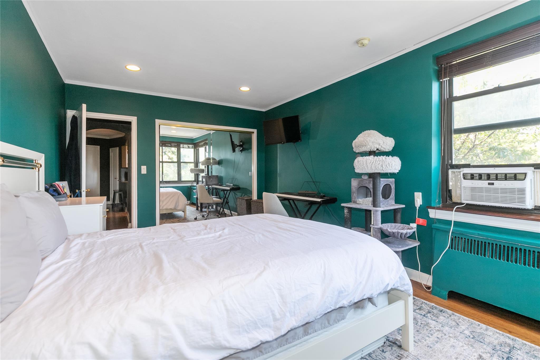 4 Townhouse Place # 3H, Great Neck, NY 11021