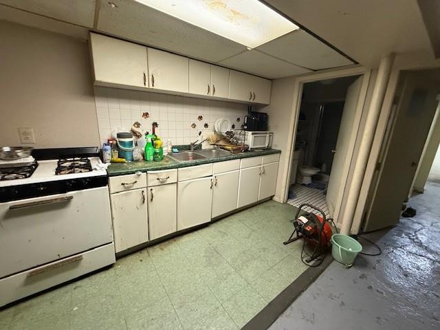 8814 162nd Street, Jamaica, NY 11432