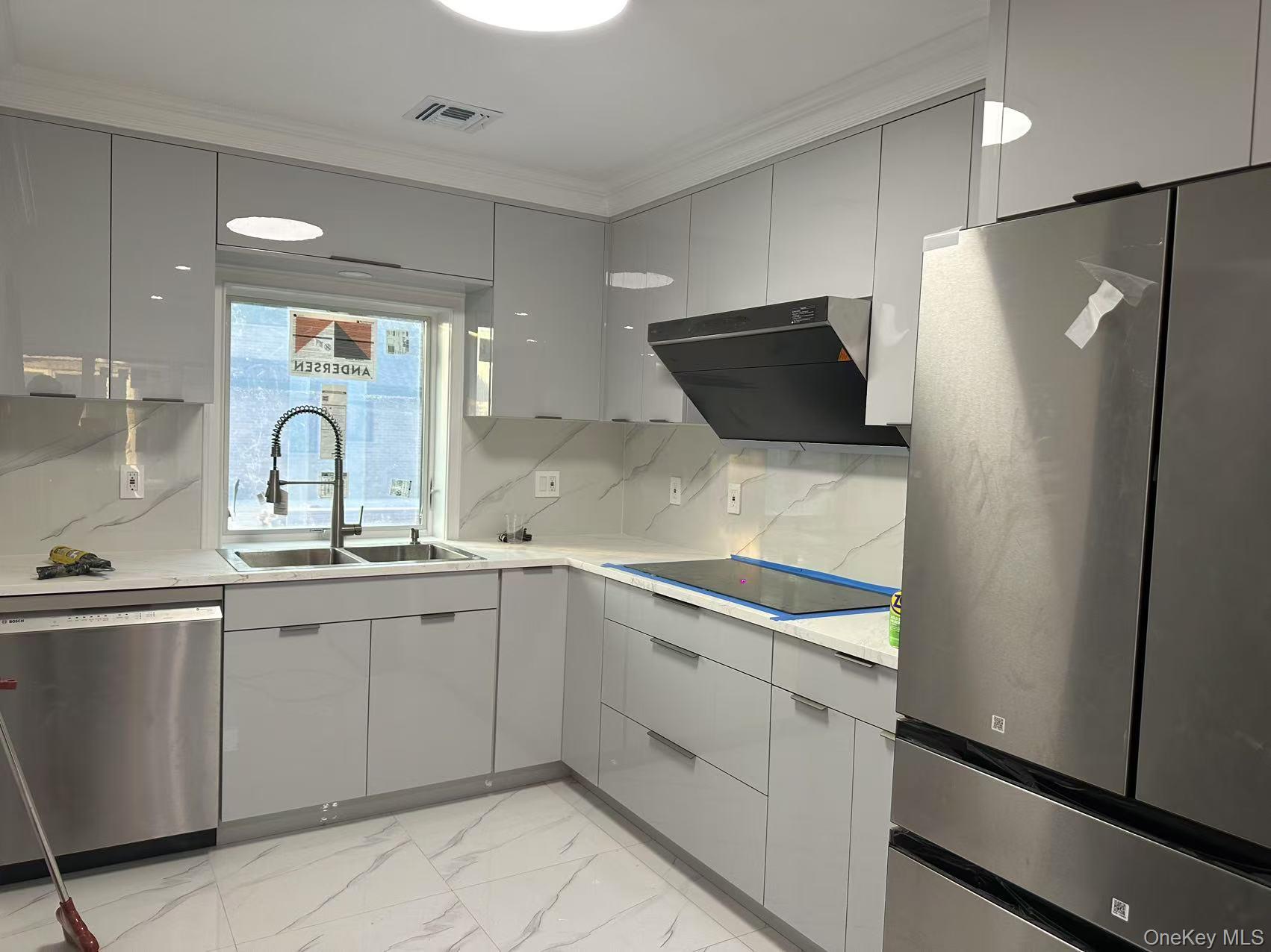 6973 229th Street, Oakland Gardens, NY 11364