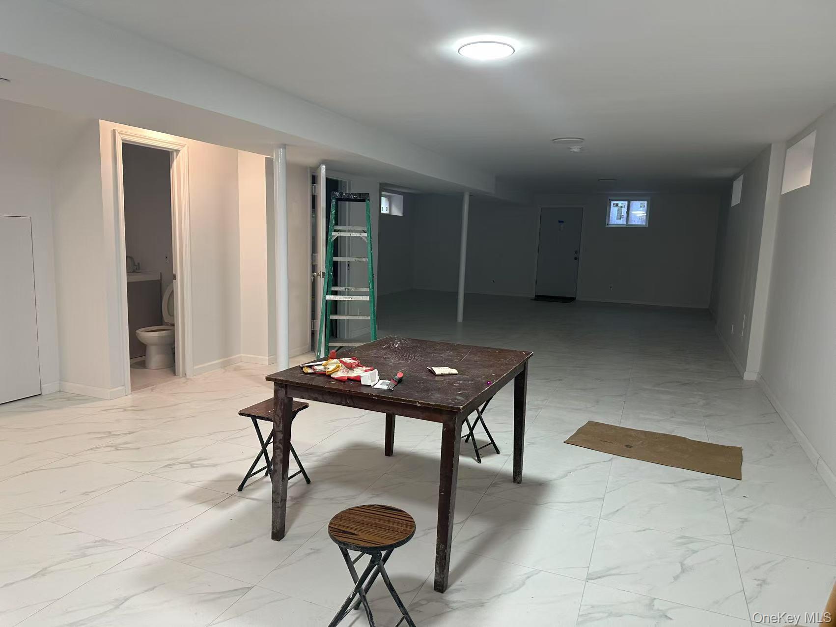 6973 229th Street, Oakland Gardens, NY 11364