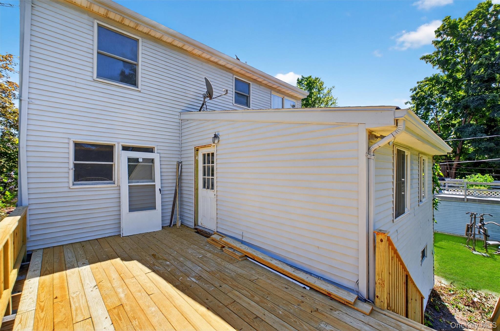 18 McGeeville Court, Poughquag, NY 12570