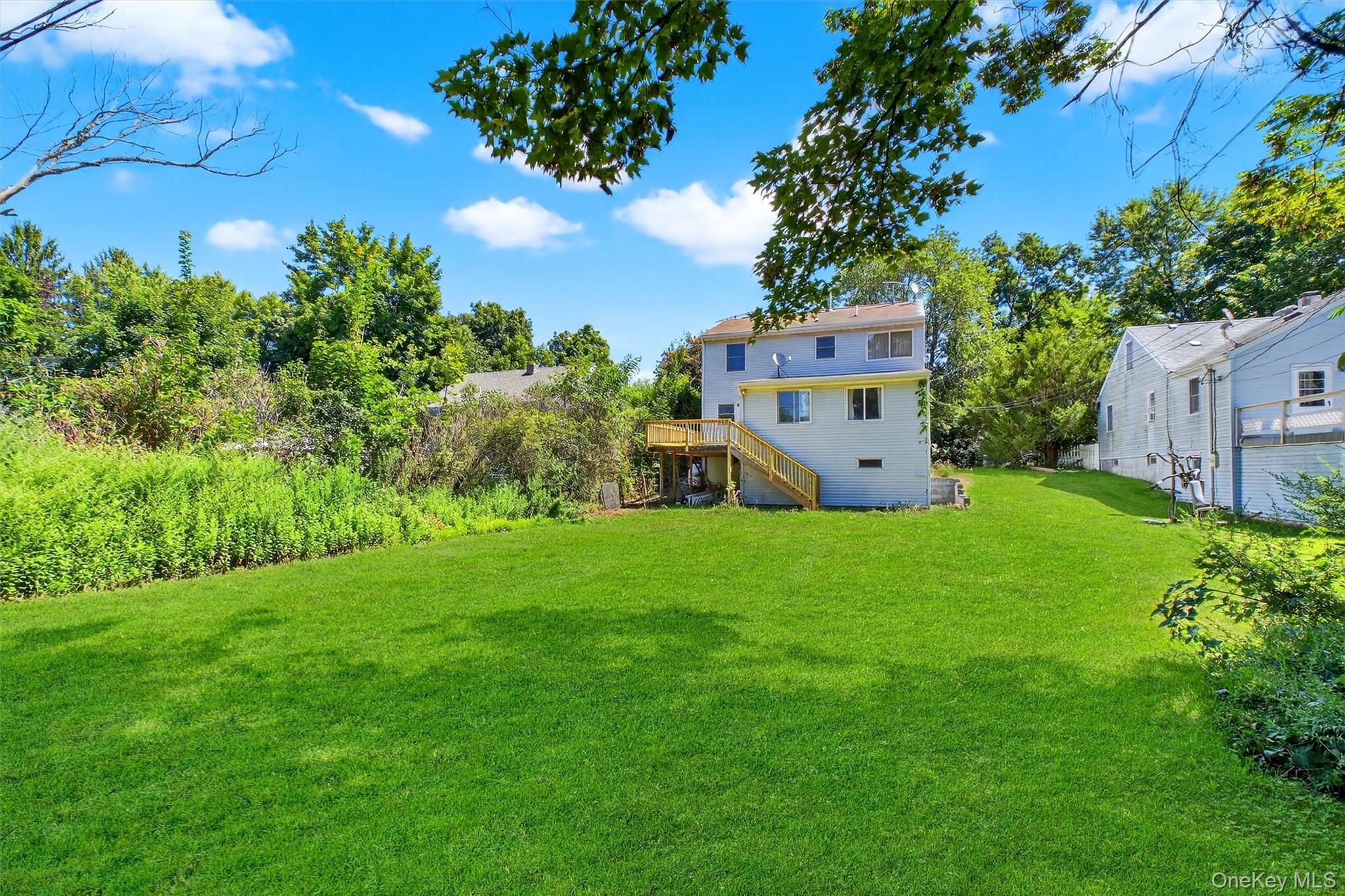 18 McGeeville Court, Poughquag, NY 12570