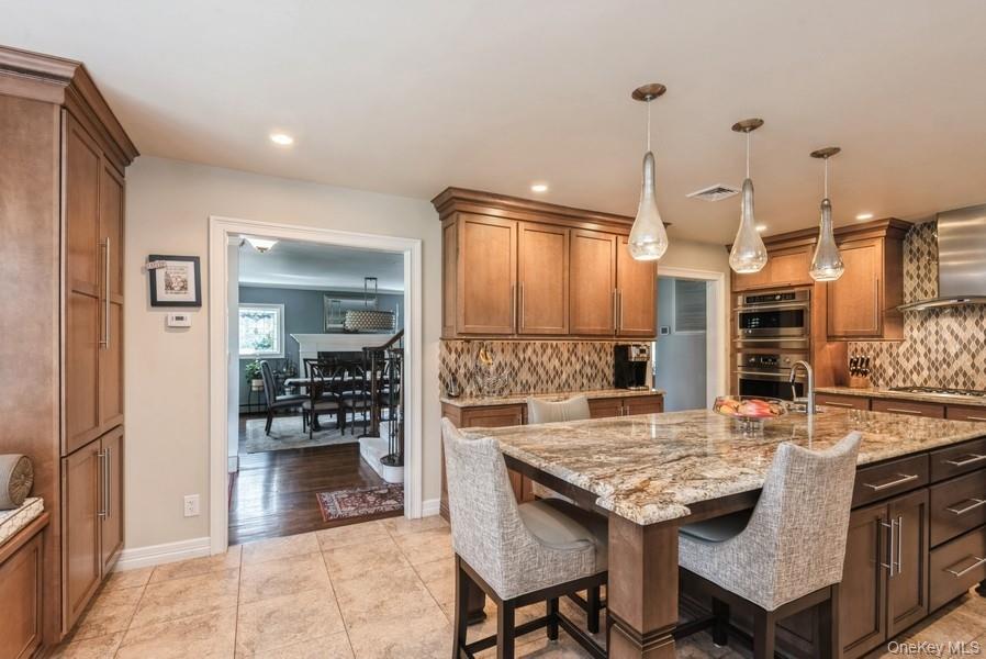 330 Private Road, East Patchogue, NY 11772