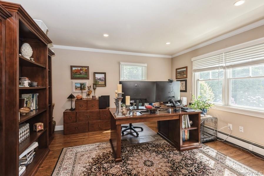 330 Private Road, East Patchogue, NY 11772