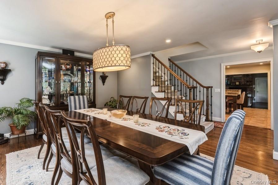 330 Private Road, East Patchogue, NY 11772