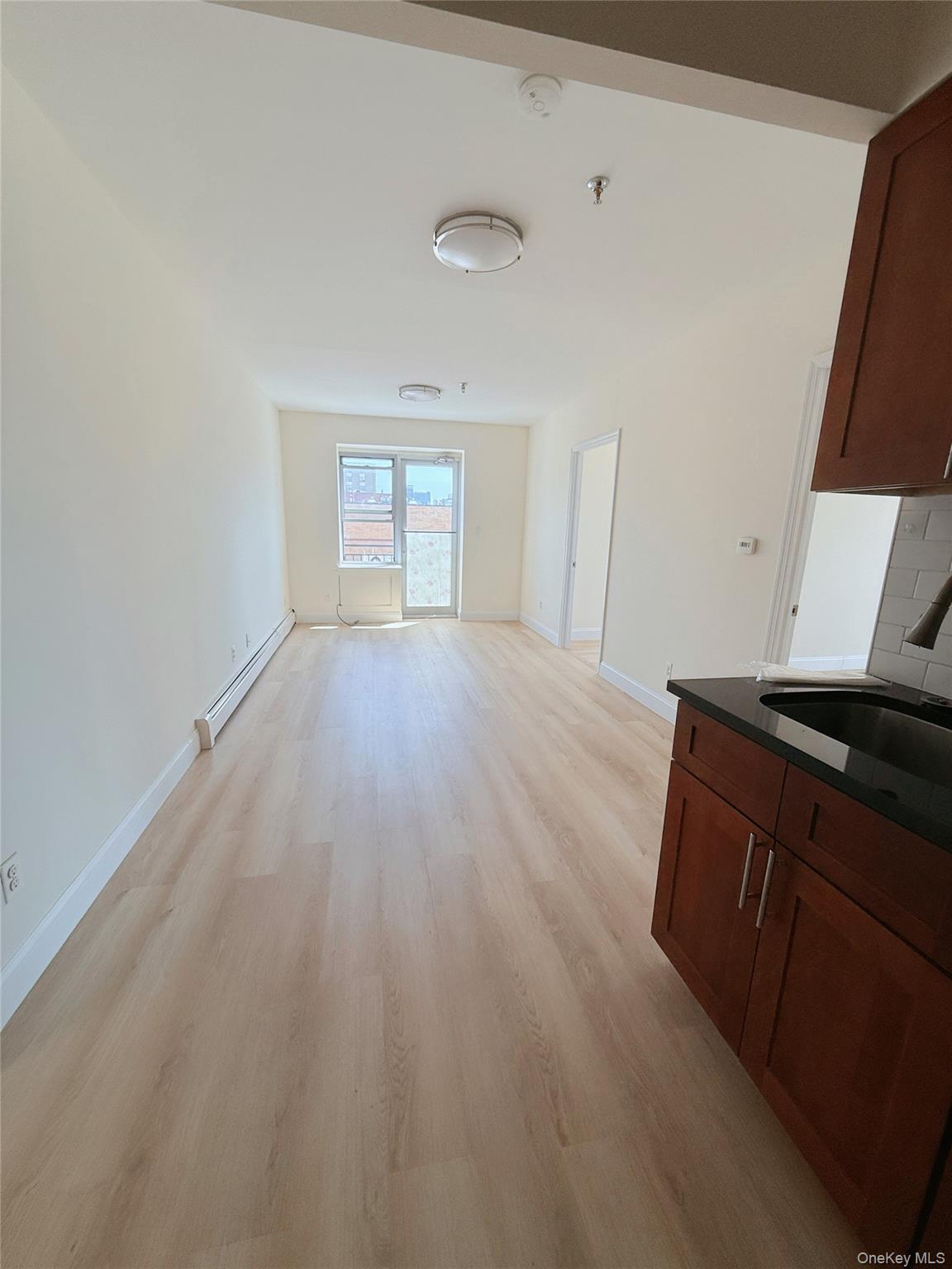 31-53 Linden Place # 4B, Flushing, NY 11354