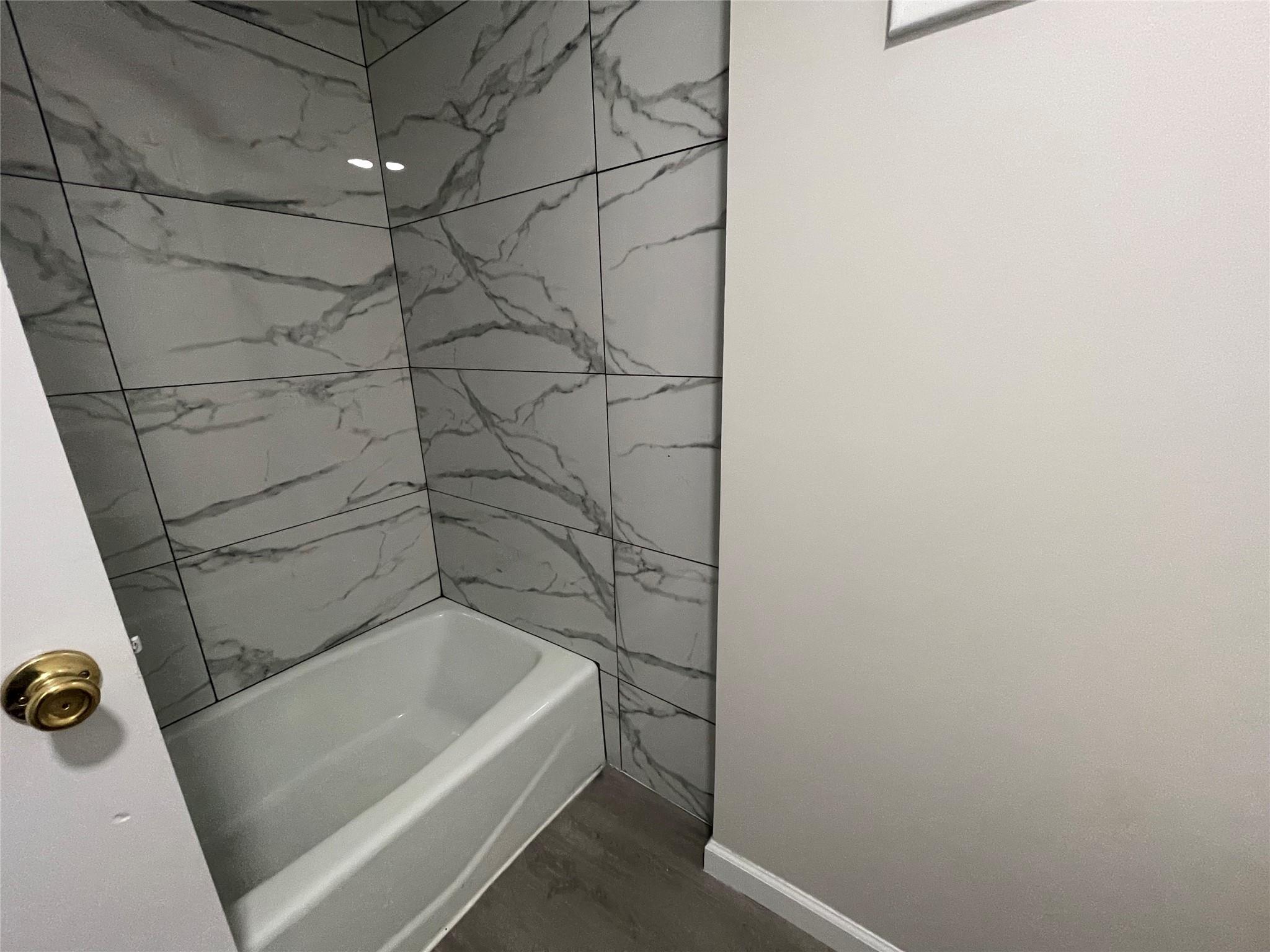 17 Hide Away Lane, Bloomingburg, NY 12721