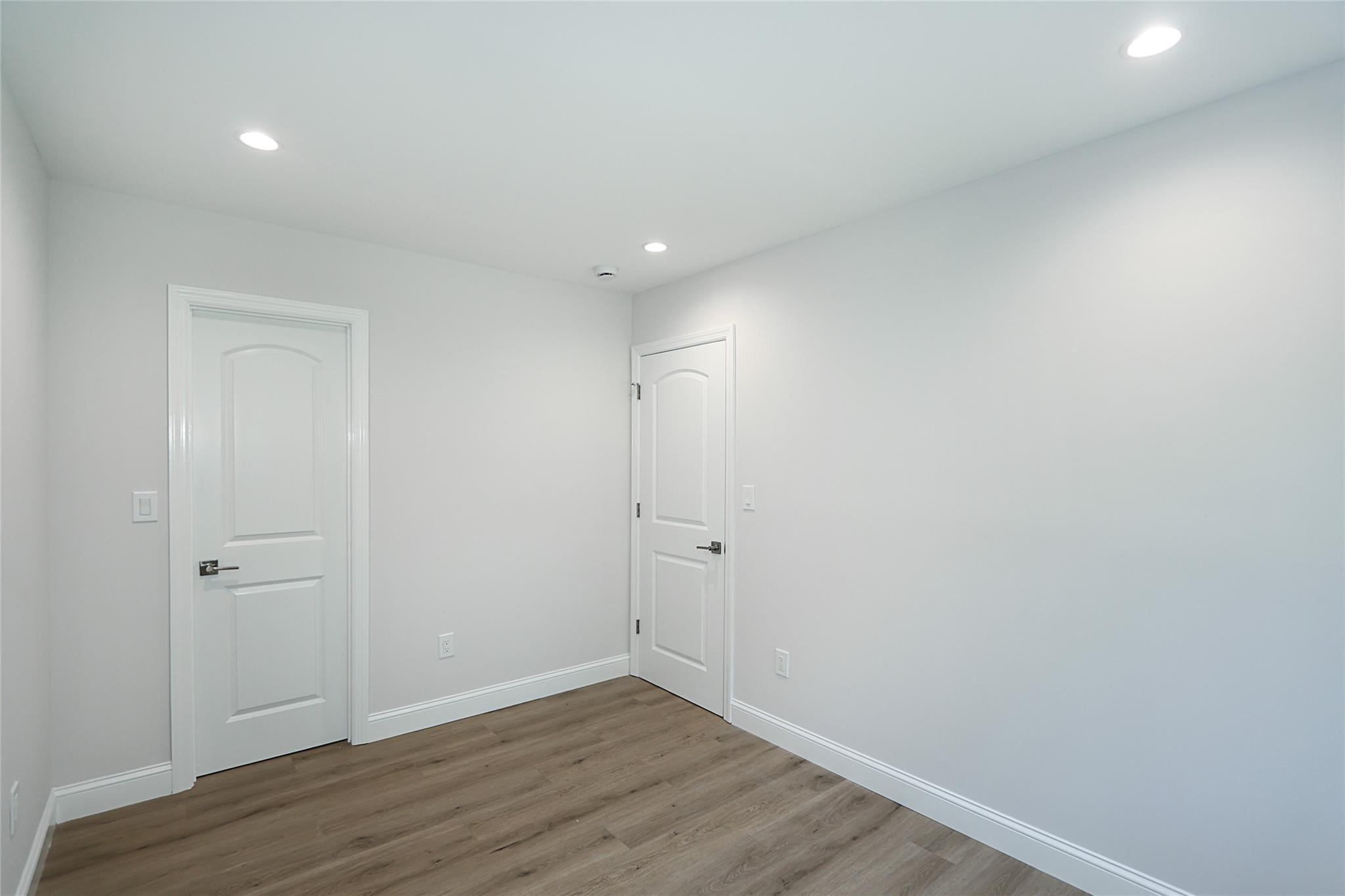 5 Amesworth Court, Middle Island, NY 11953