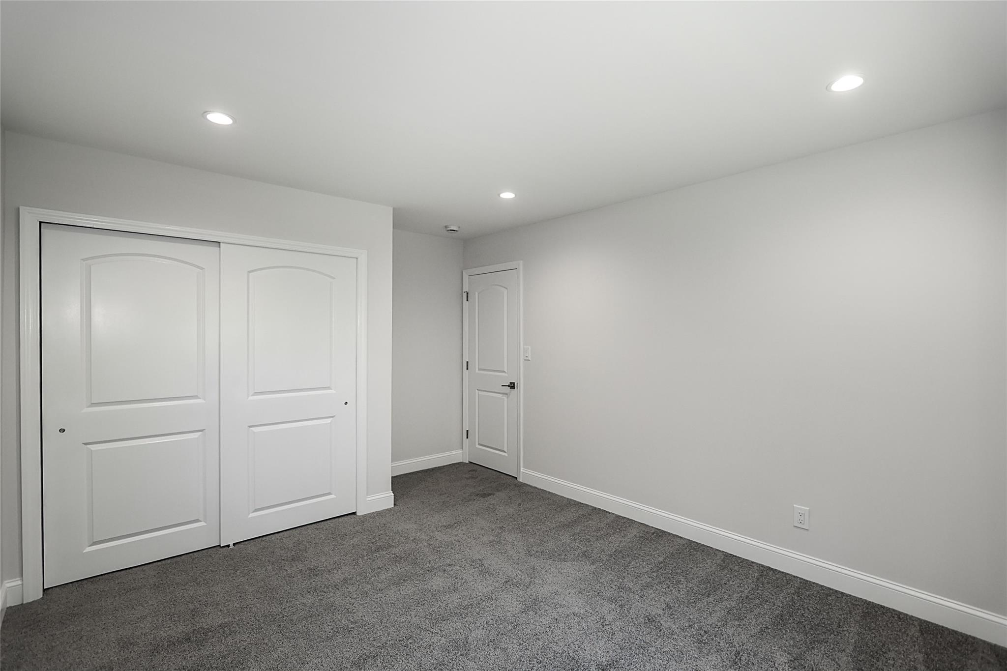 5 Amesworth Court, Middle Island, NY 11953