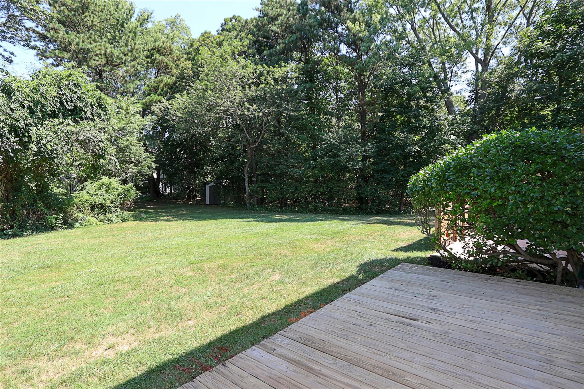 5 Amesworth Court, Middle Island, NY 11953