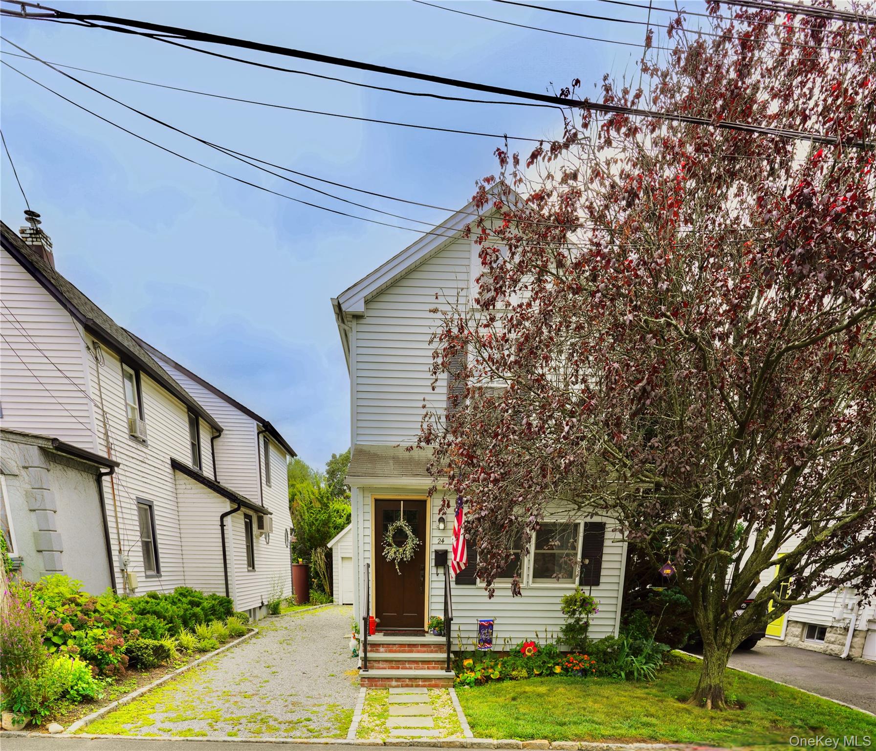 24 Henderson Avenue, Port Washington, NY 11050