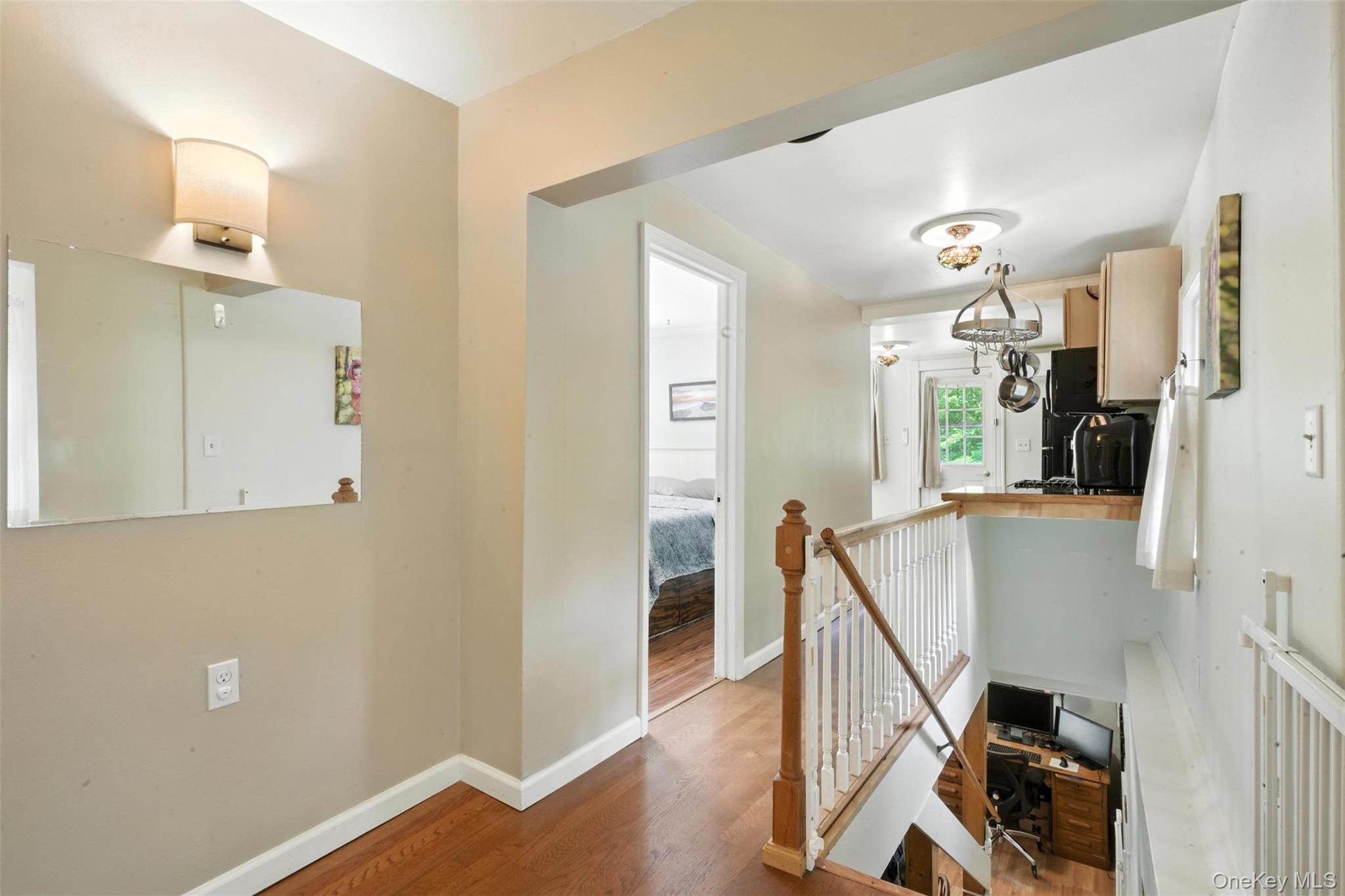 265 Oakland Valley Road, Cuddebackville, NY 12729