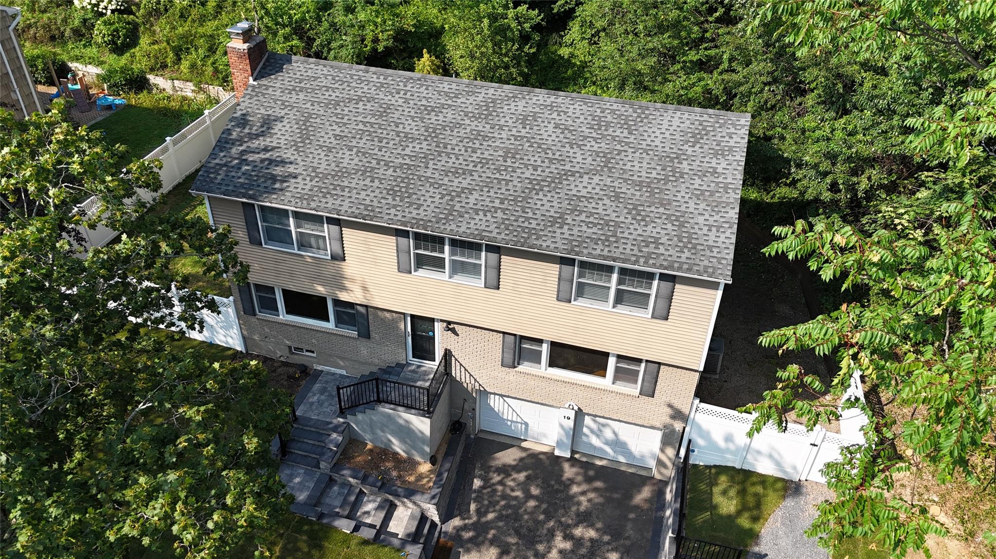 19 Maurice Lane, Huntington, NY 11743