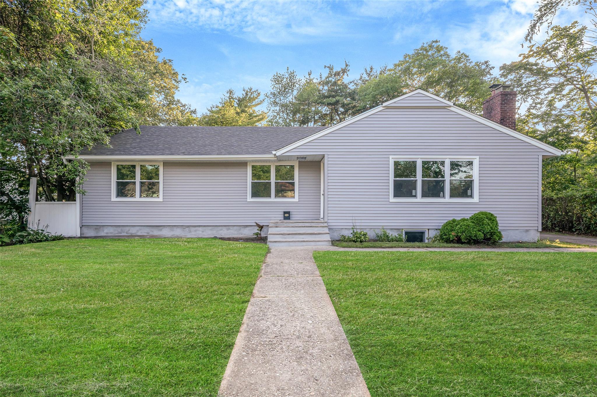 128 N 22nd Street, Wheatley Heights, NY 11798