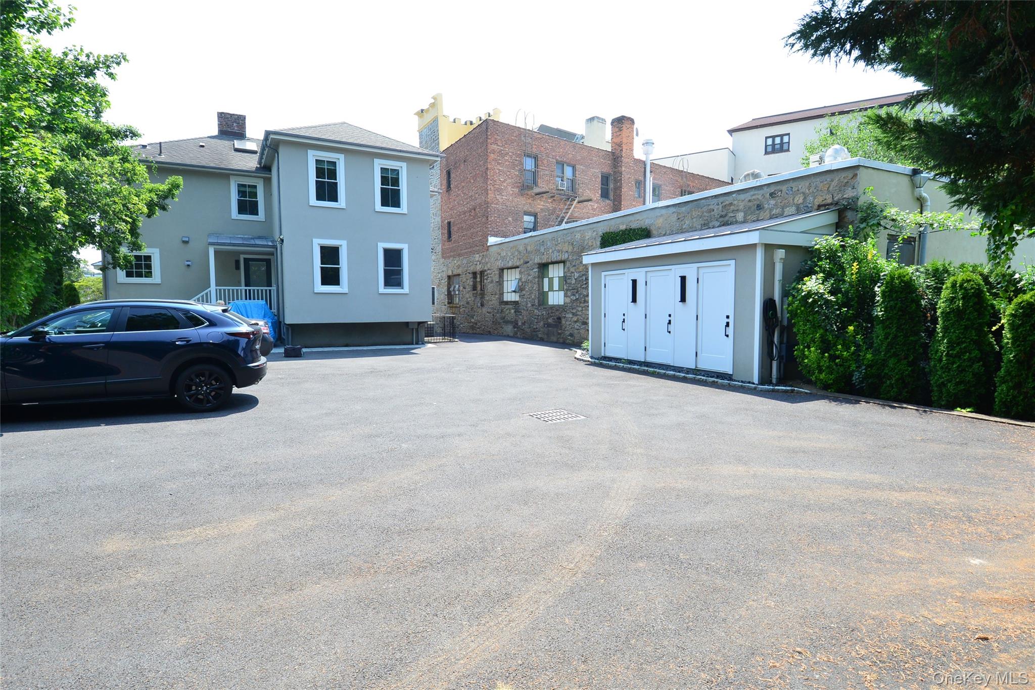 137 Hillside Place, Eastchester, NY 10709