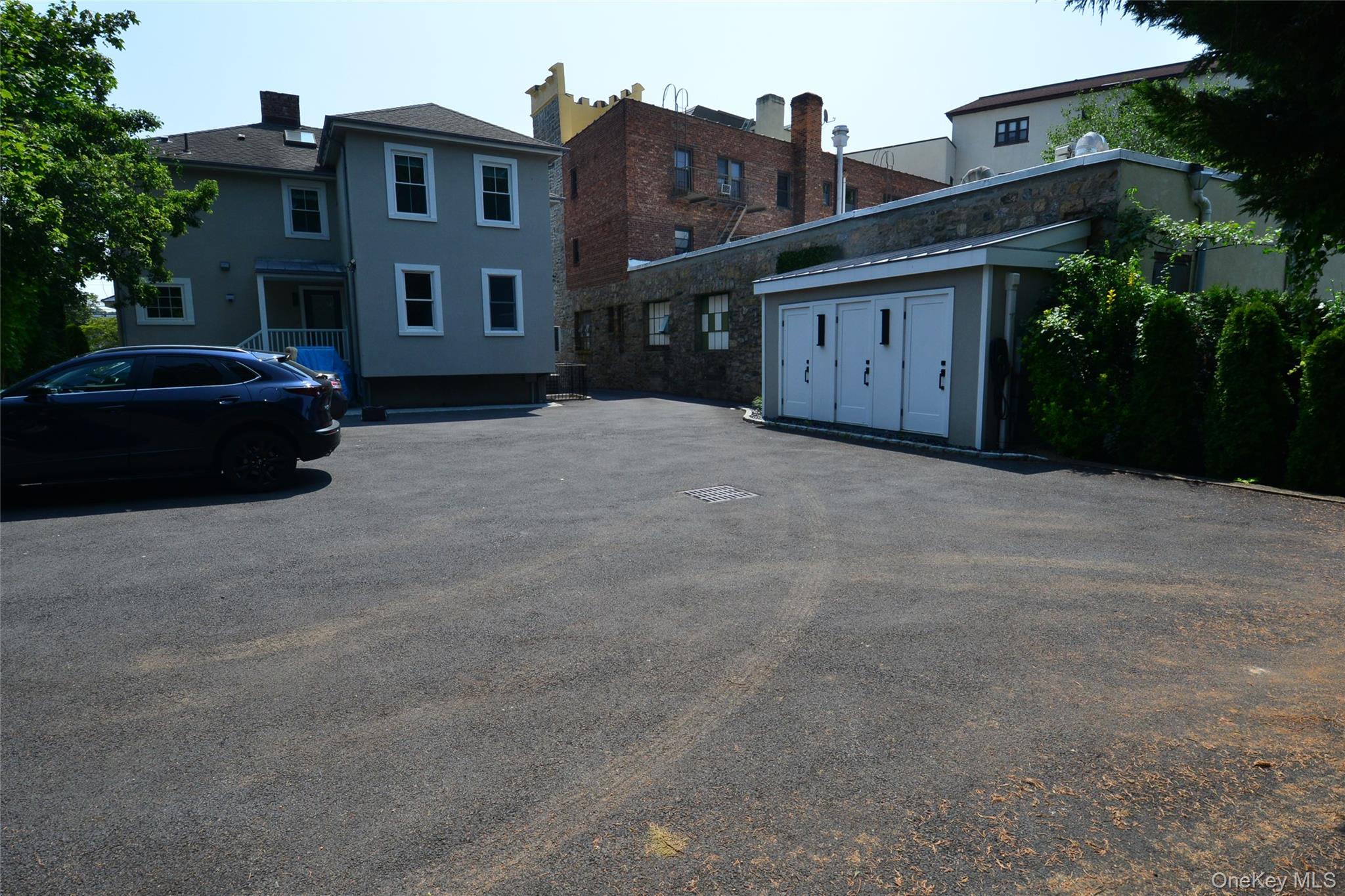 137 Hillside Place, Eastchester, NY 10709