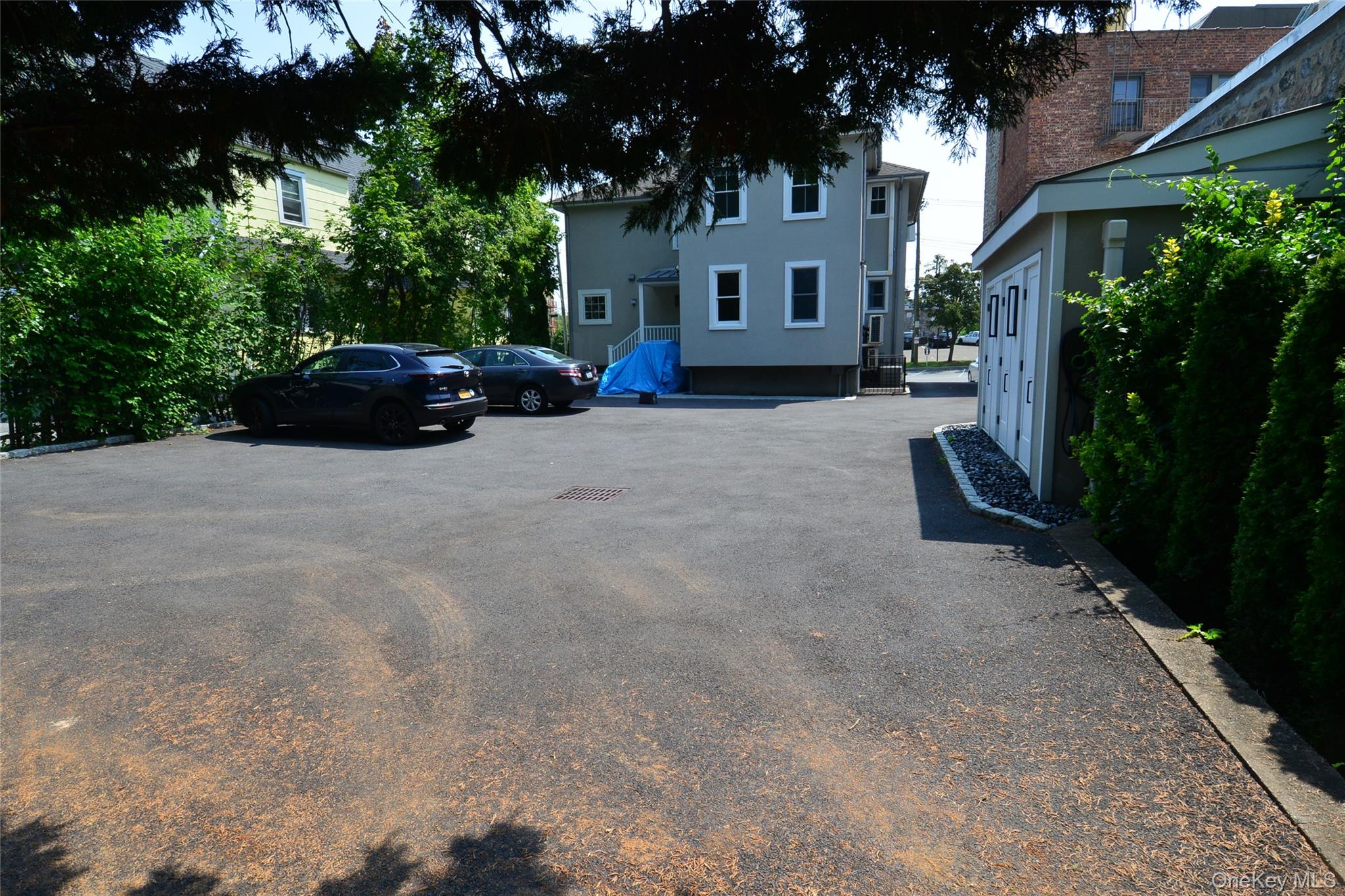 137 Hillside Place, Eastchester, NY 10709