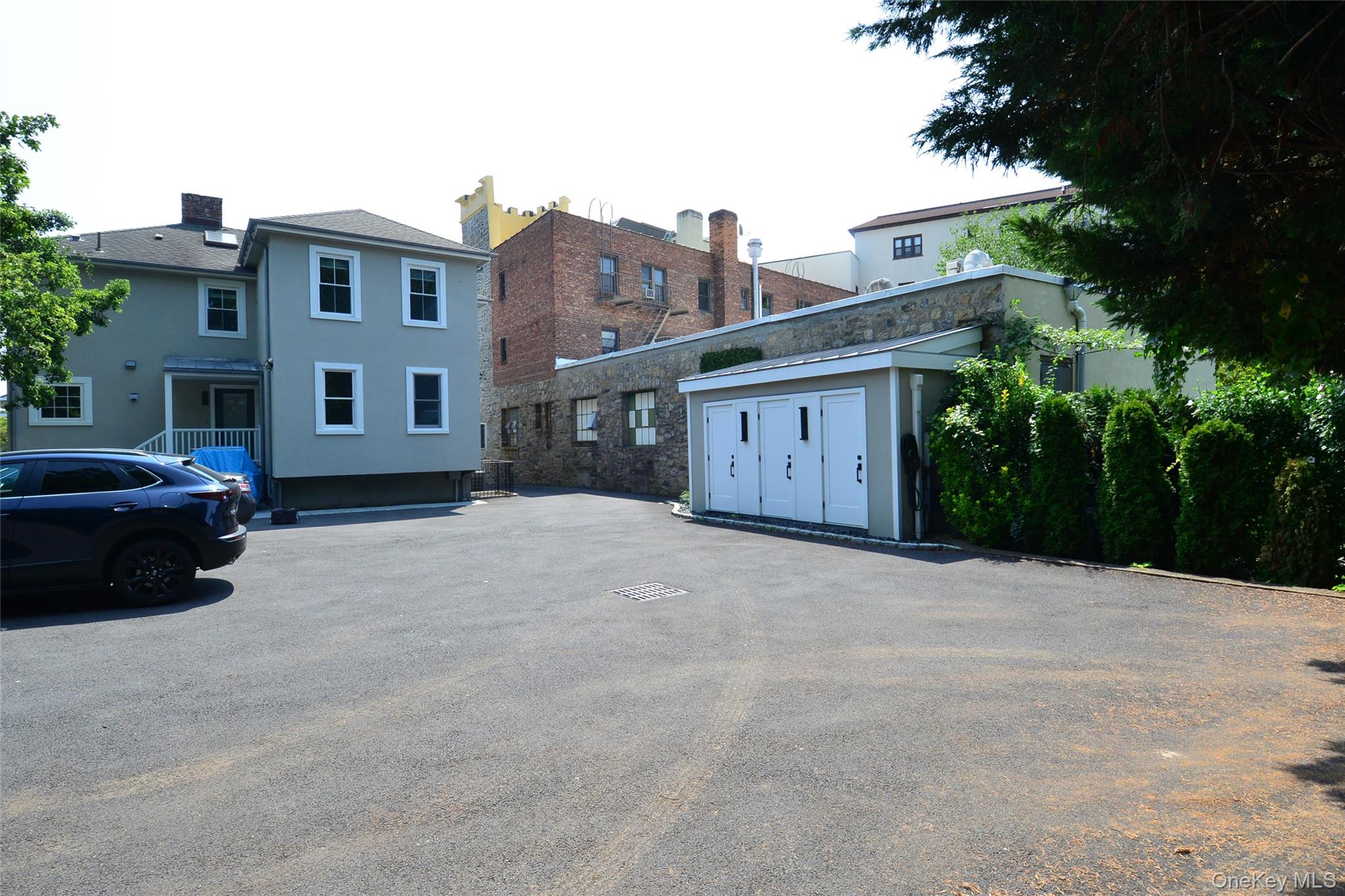 137 Hillside Place, Eastchester, NY 10709