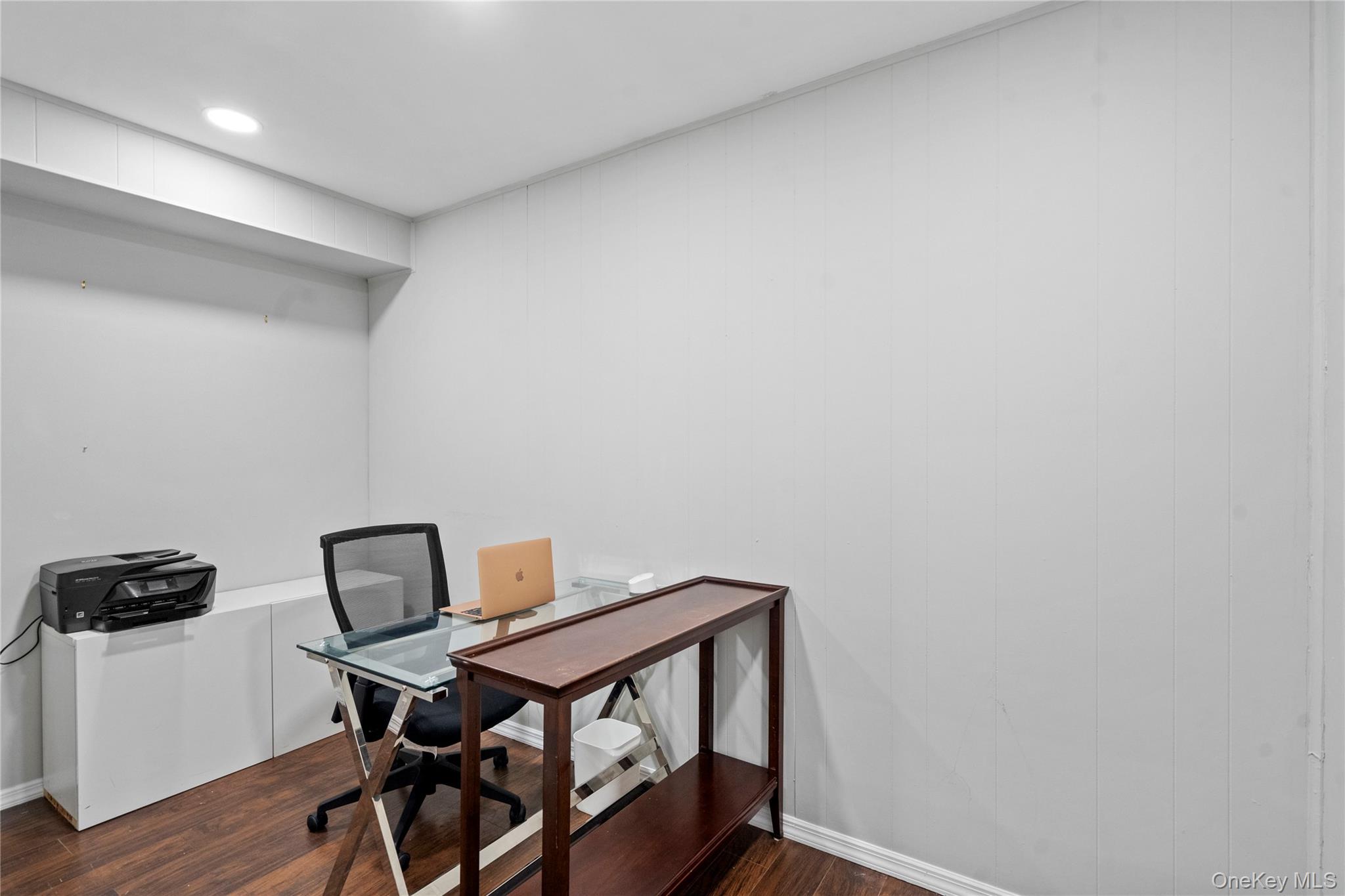 31 Santa Barbara Drive # 31, Plainview, NY 11803