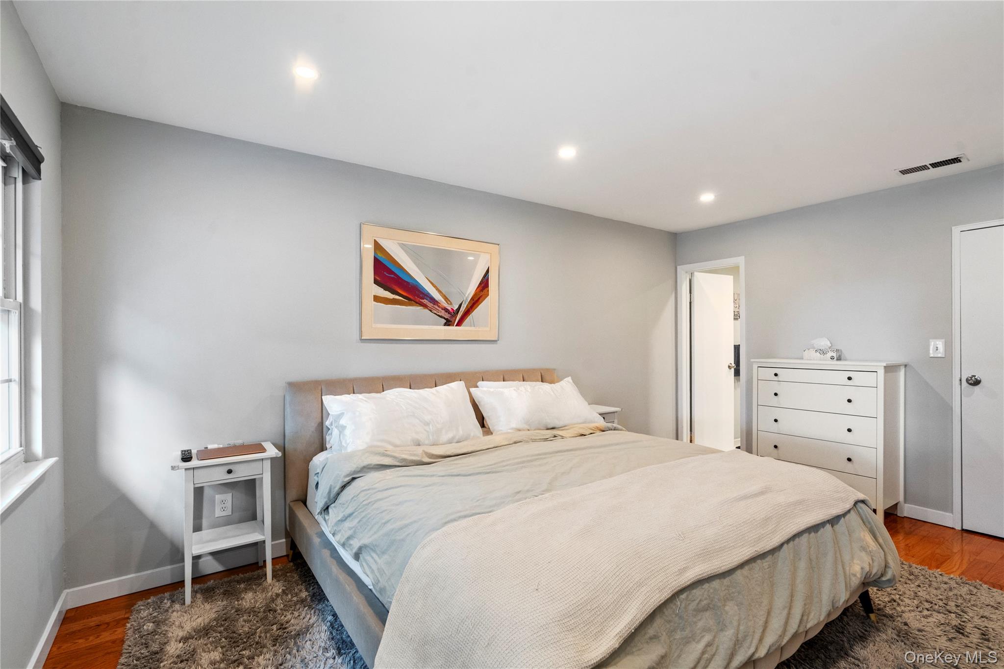 31 Santa Barbara Drive # 31, Plainview, NY 11803