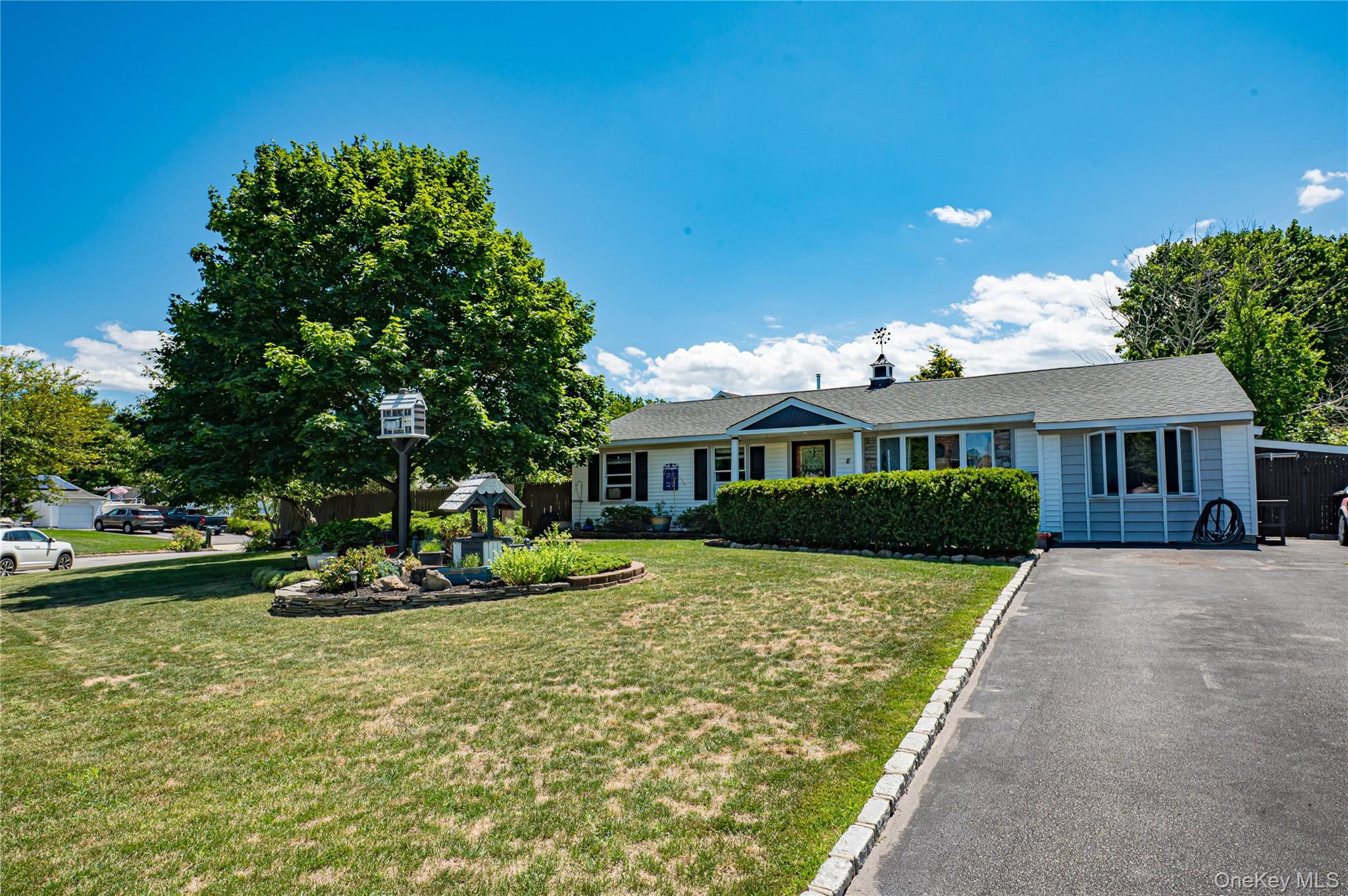 8 Woodbrook Drive # 8, Ridge, NY 11961