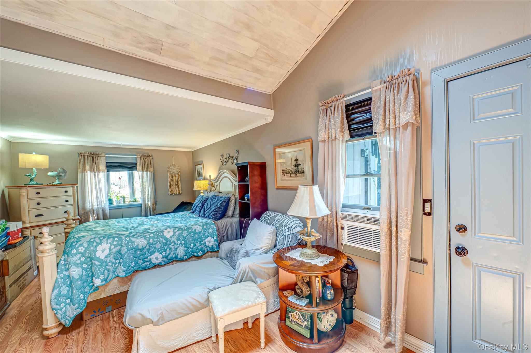 8 Woodbrook Drive # 8, Ridge, NY 11961