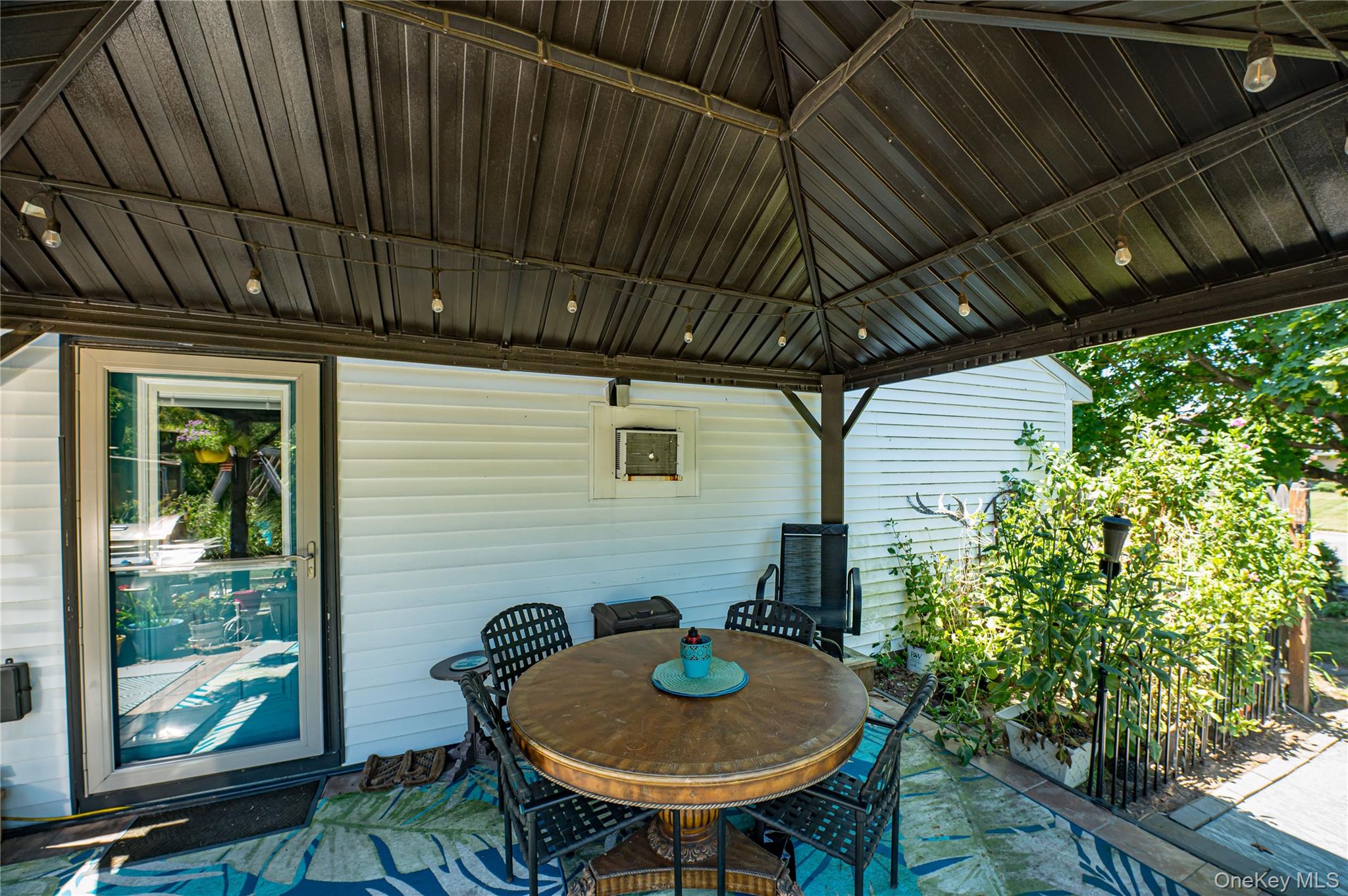 8 Woodbrook Drive # 8, Ridge, NY 11961