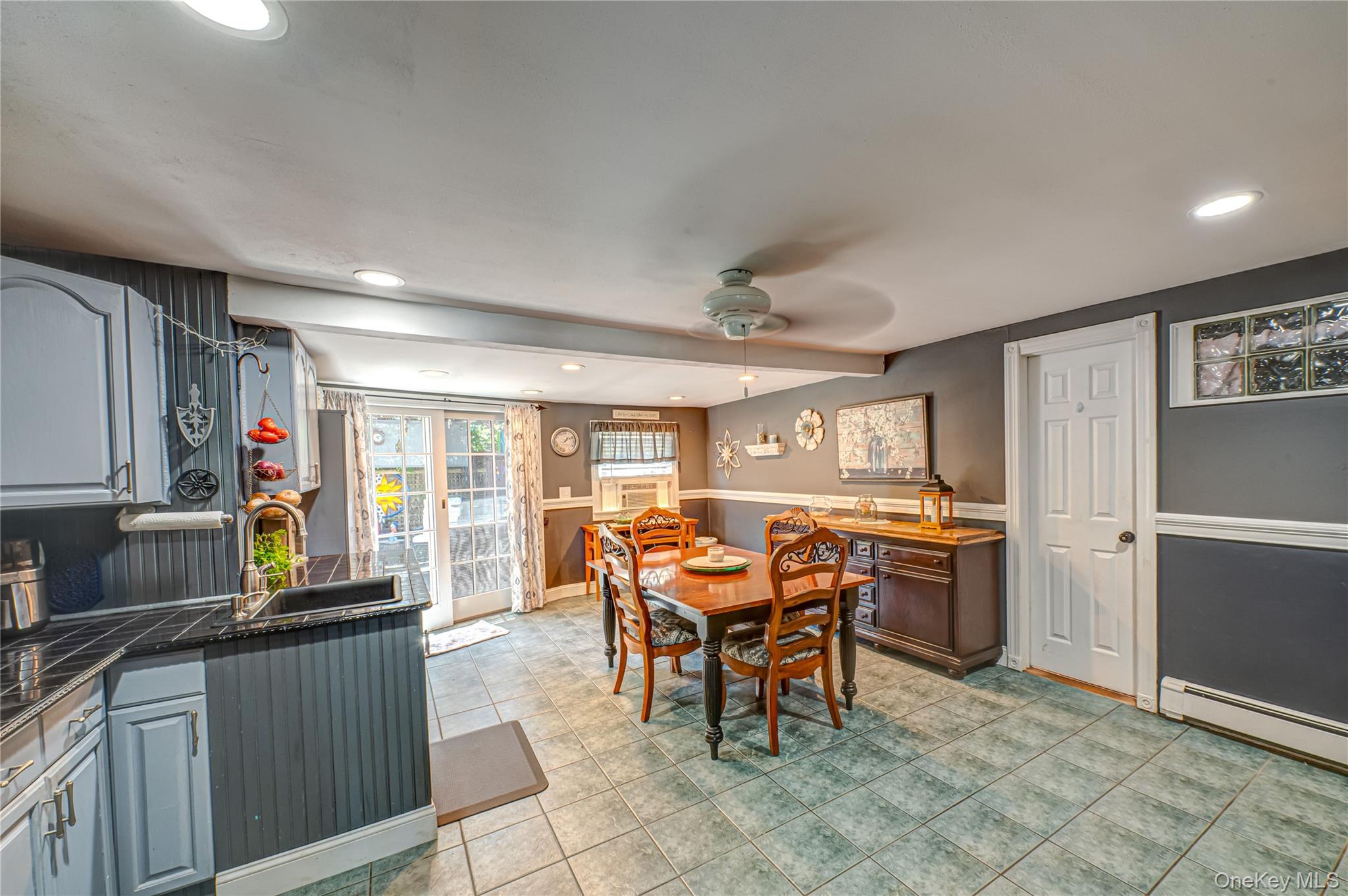 8 Woodbrook Drive # 8, Ridge, NY 11961