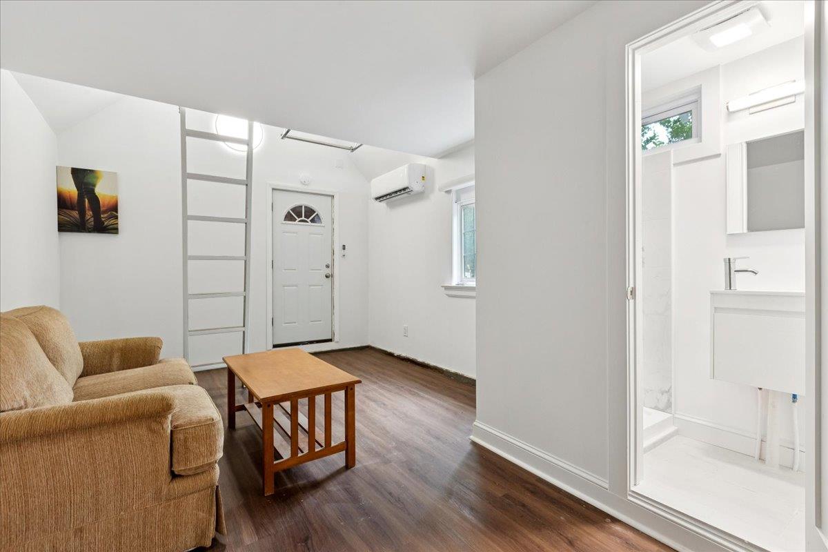 315 Oder Avenue, Staten Island, NY 10304