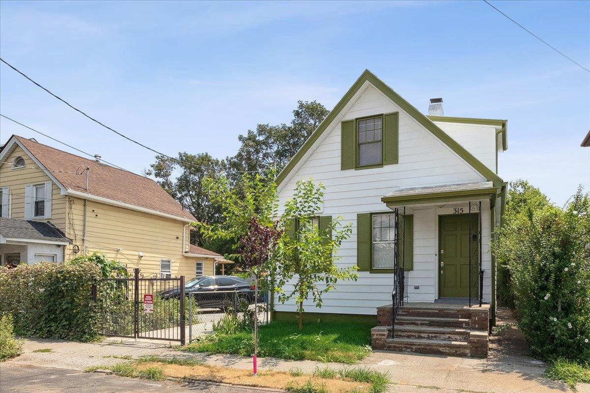 315 Oder Avenue, Staten Island, NY 10304