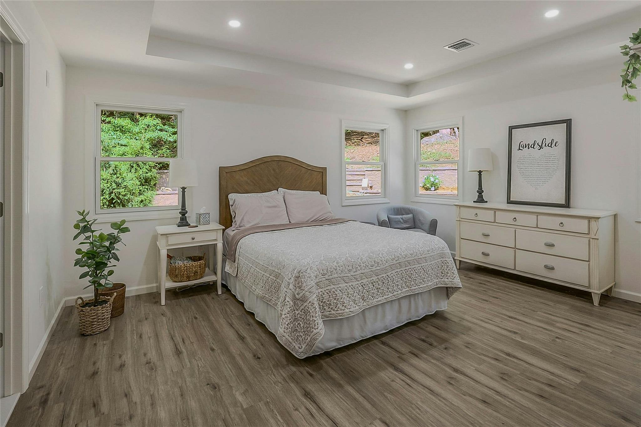 25 Spring Hollow Road, Centerport, NY 11721