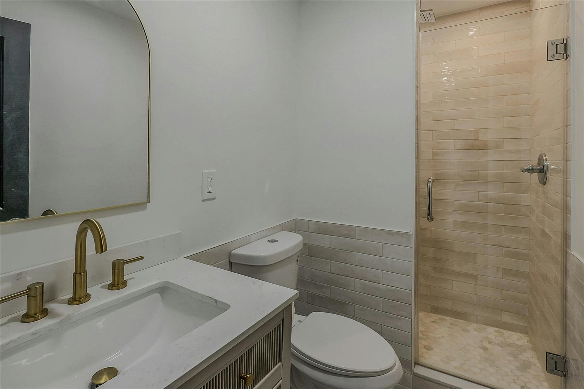 25 Spring Hollow Road, Centerport, NY 11721