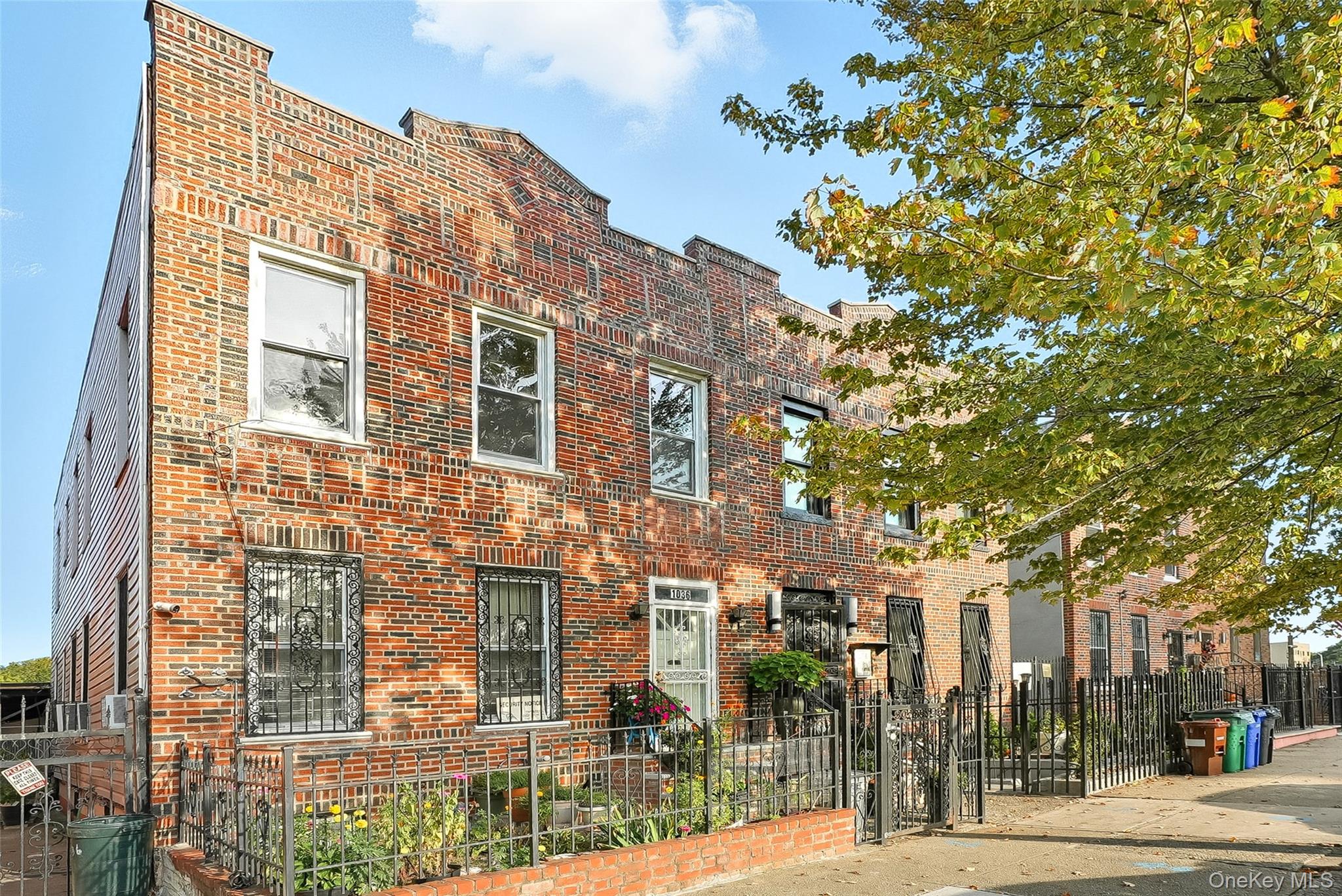 1036 Metcalf Avenue, Bronx, NY 10472