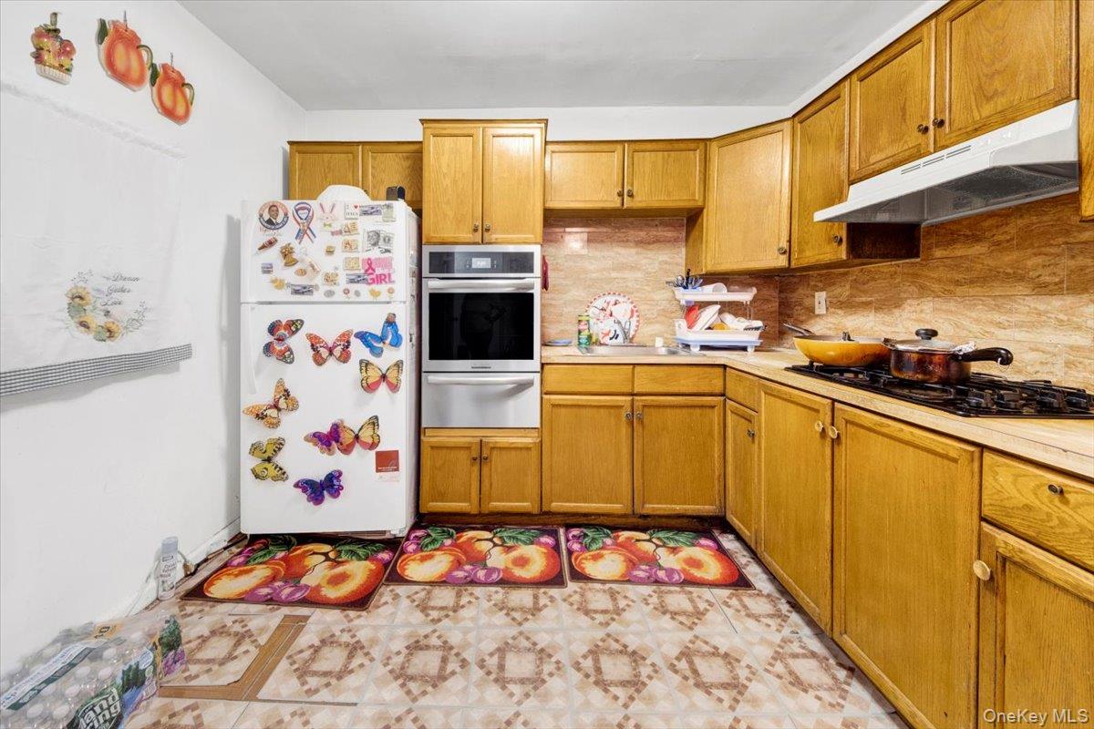 1710 Nereid Avenue, Bronx, NY 10466