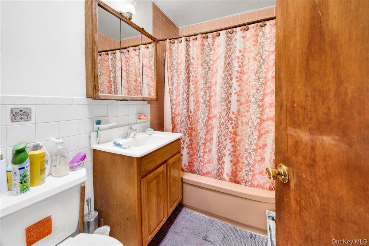 1710 Nereid Avenue, Bronx, NY 10466