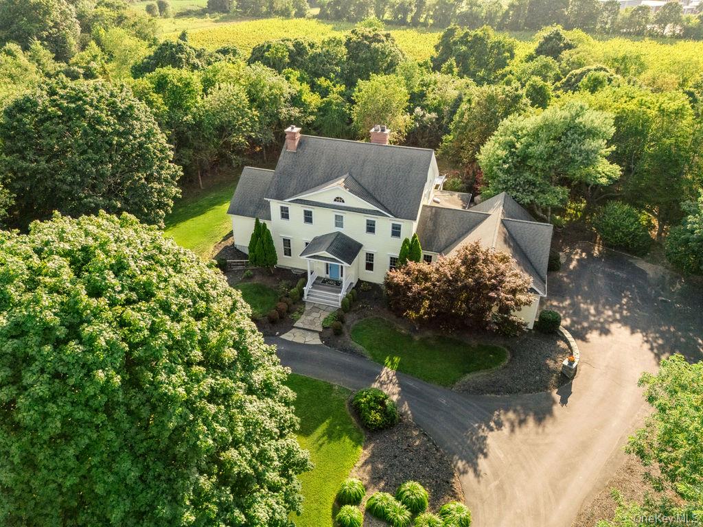 1492 Skunk Lane, Cutchogue, NY 11935